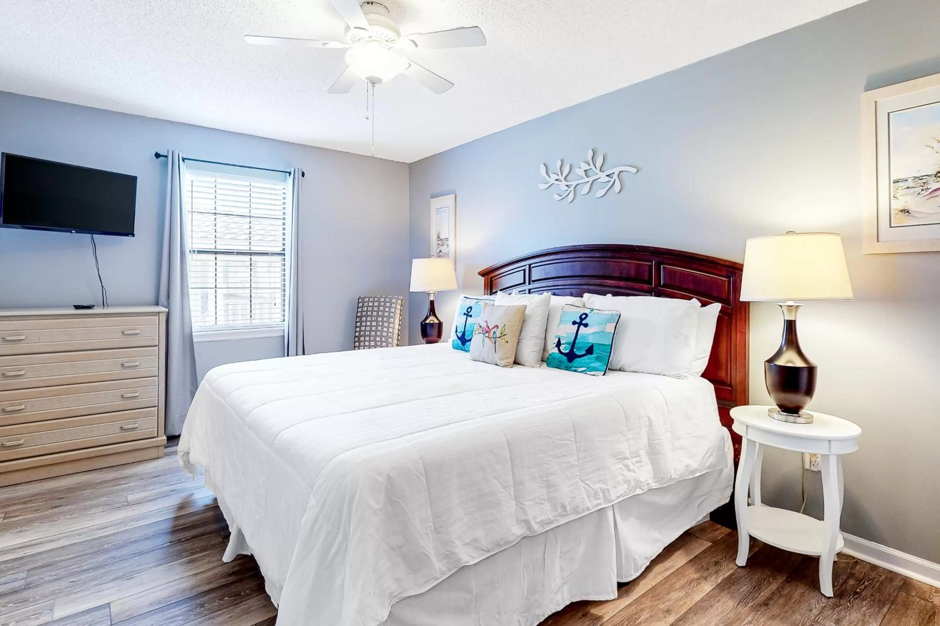 Bed in Horizon Hideaway