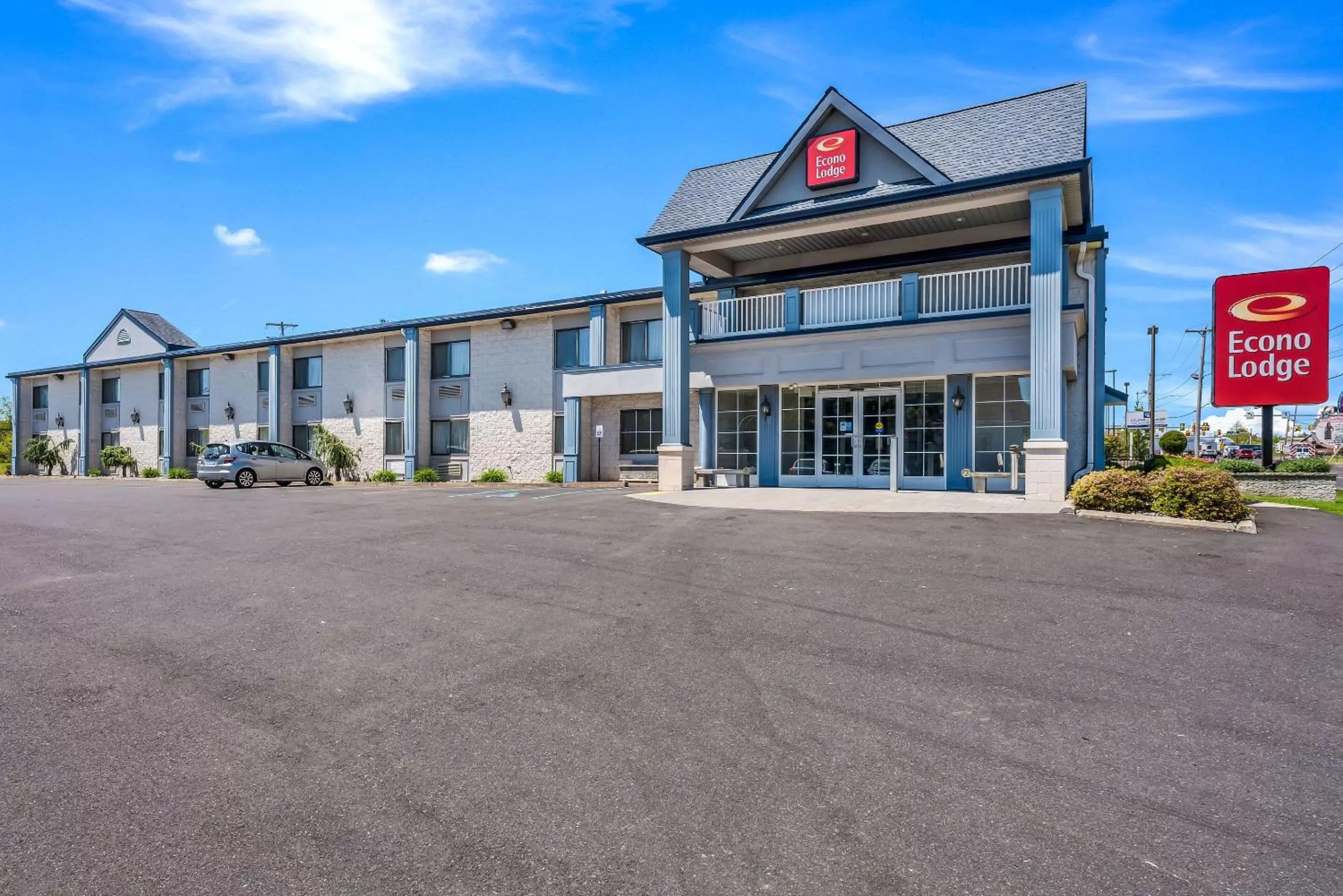 Property building in Econo Lodge Quakertown