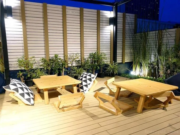 Garden in Kinnon Deluxe Hostel Coworking Cafe