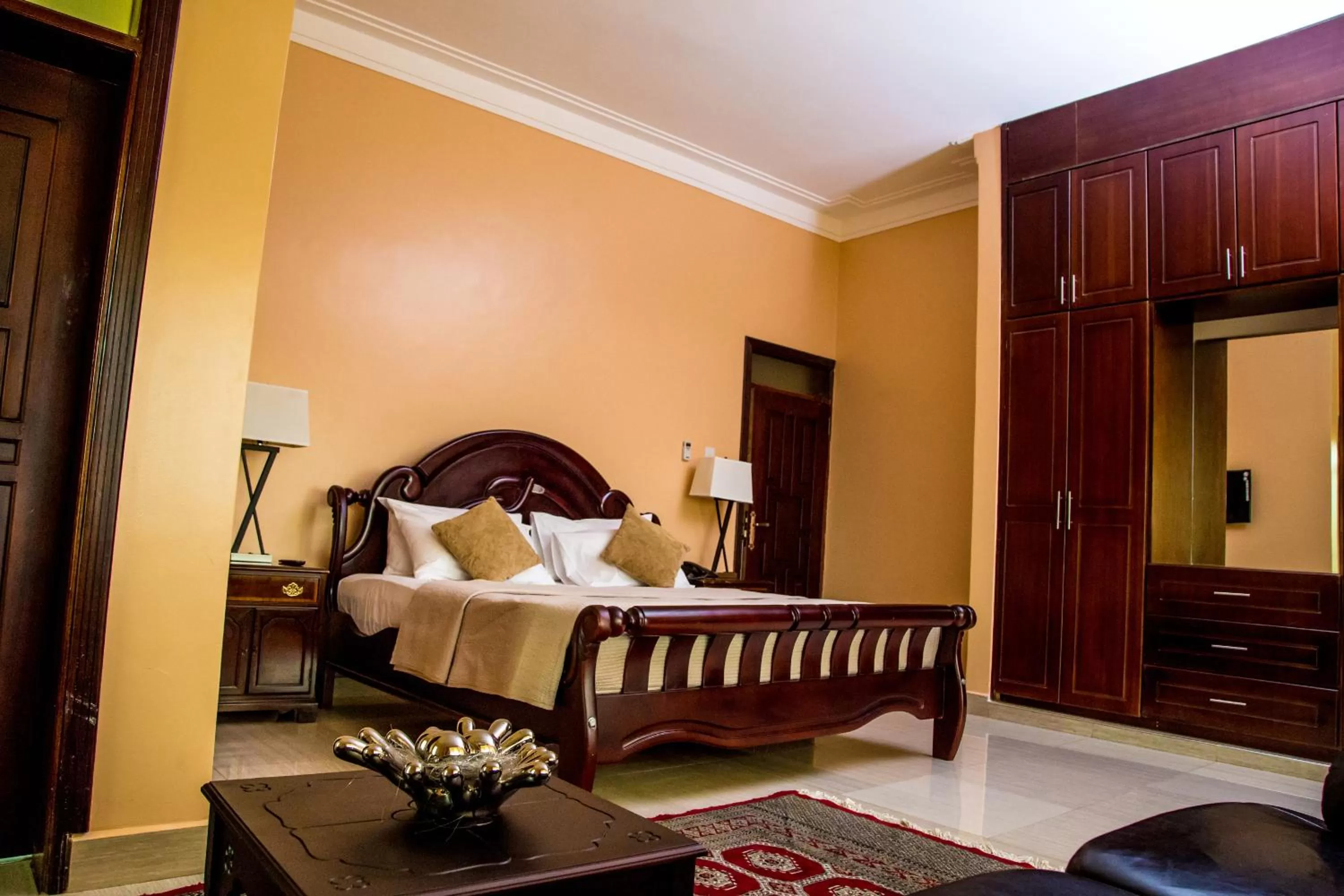 Bed in Lakepoint Villa