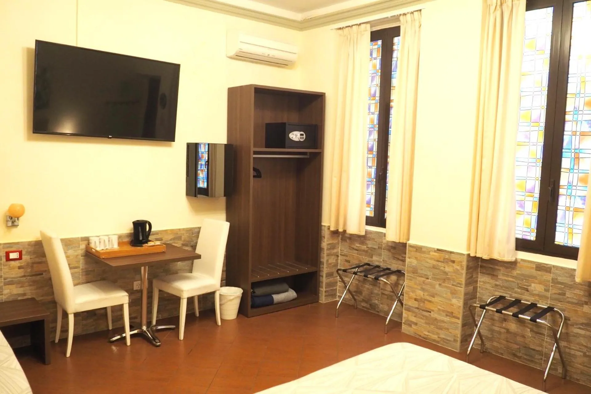 TV and multimedia in Hotel Ester