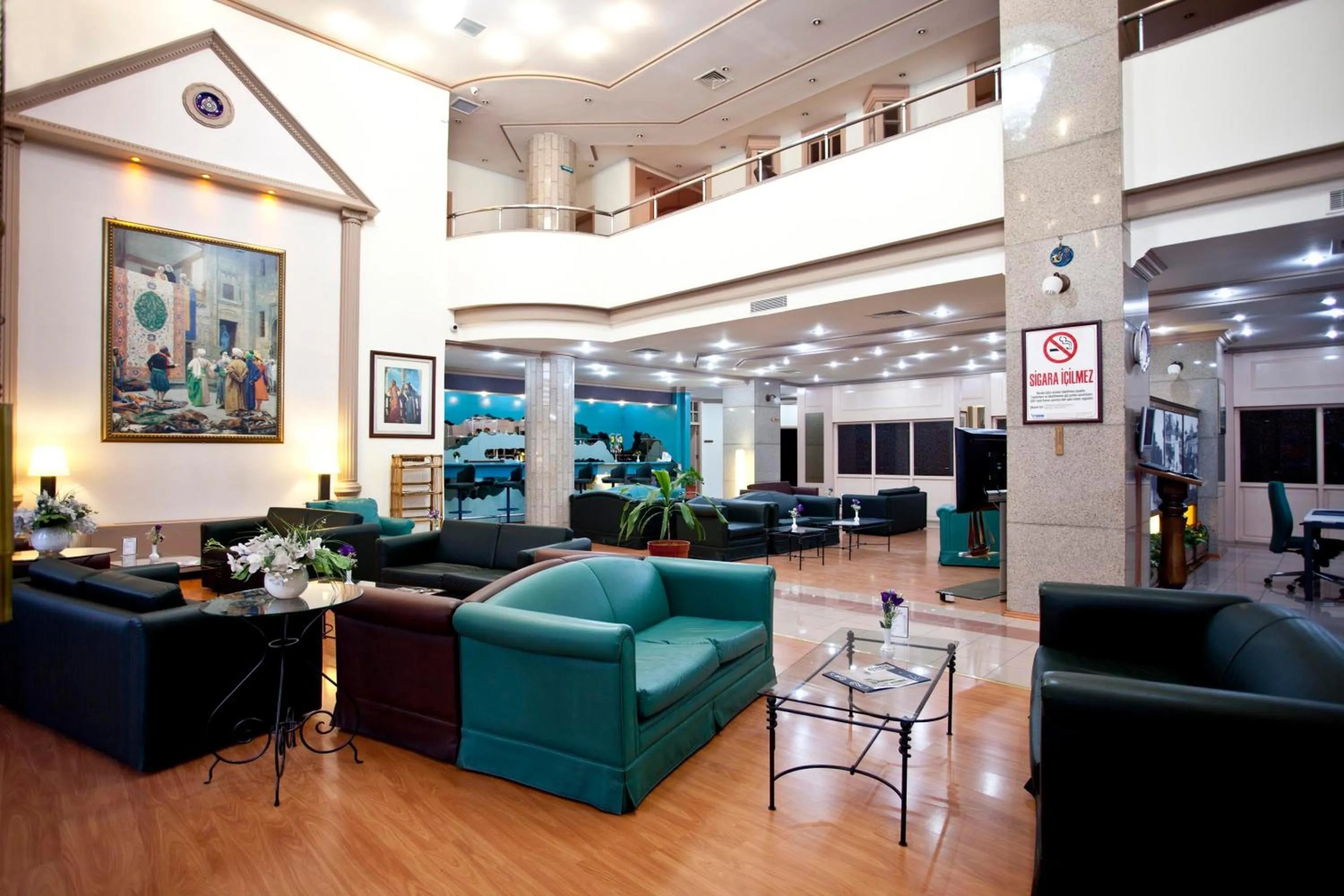 Lobby or reception in Sergah Hotel