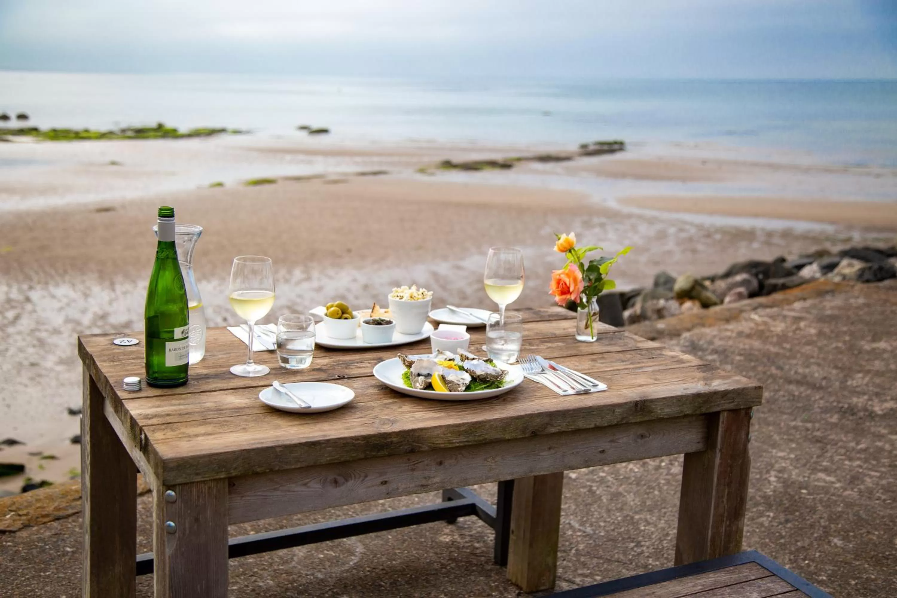 Food and drinks in The Crusoe