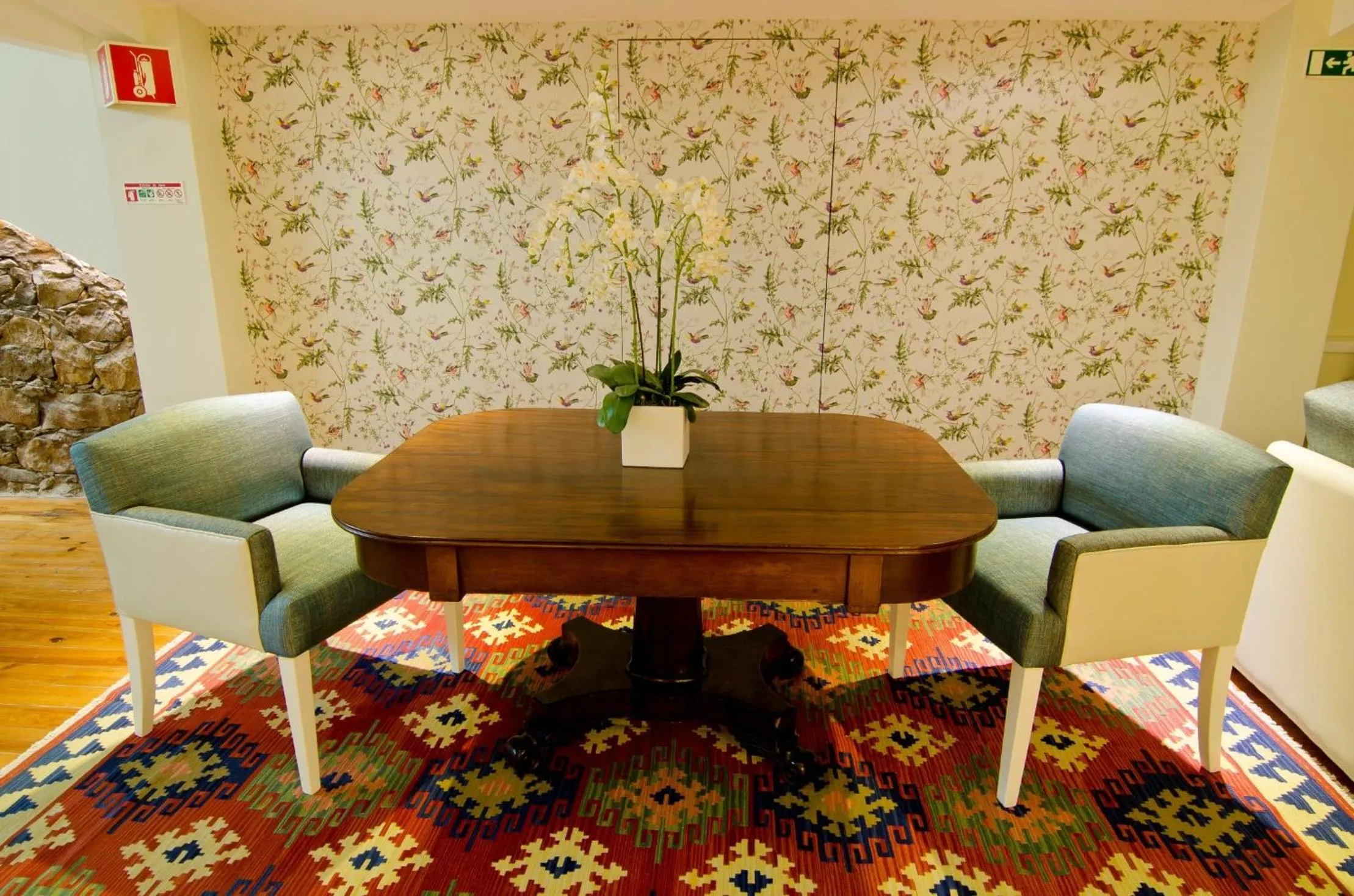 Lobby or reception in Estalagem Muchaxo Hotel