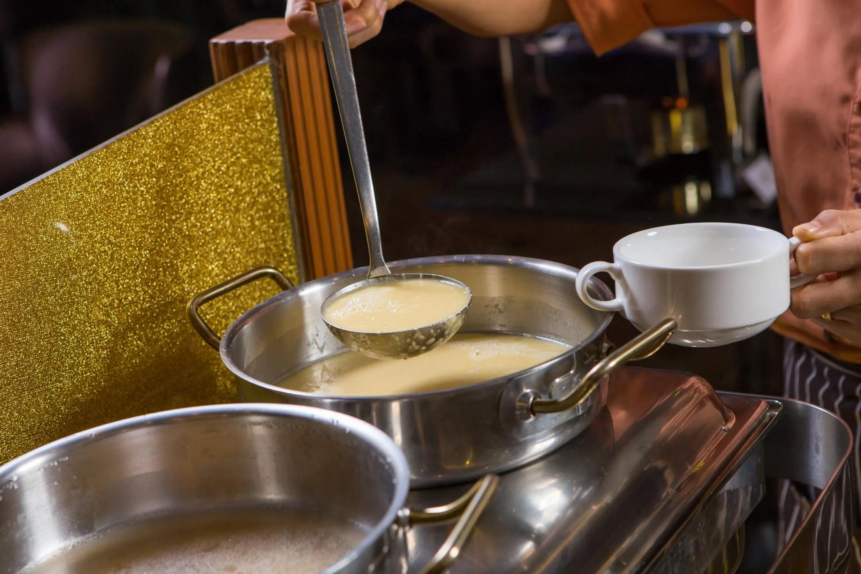 Food in Amaranta Hotel