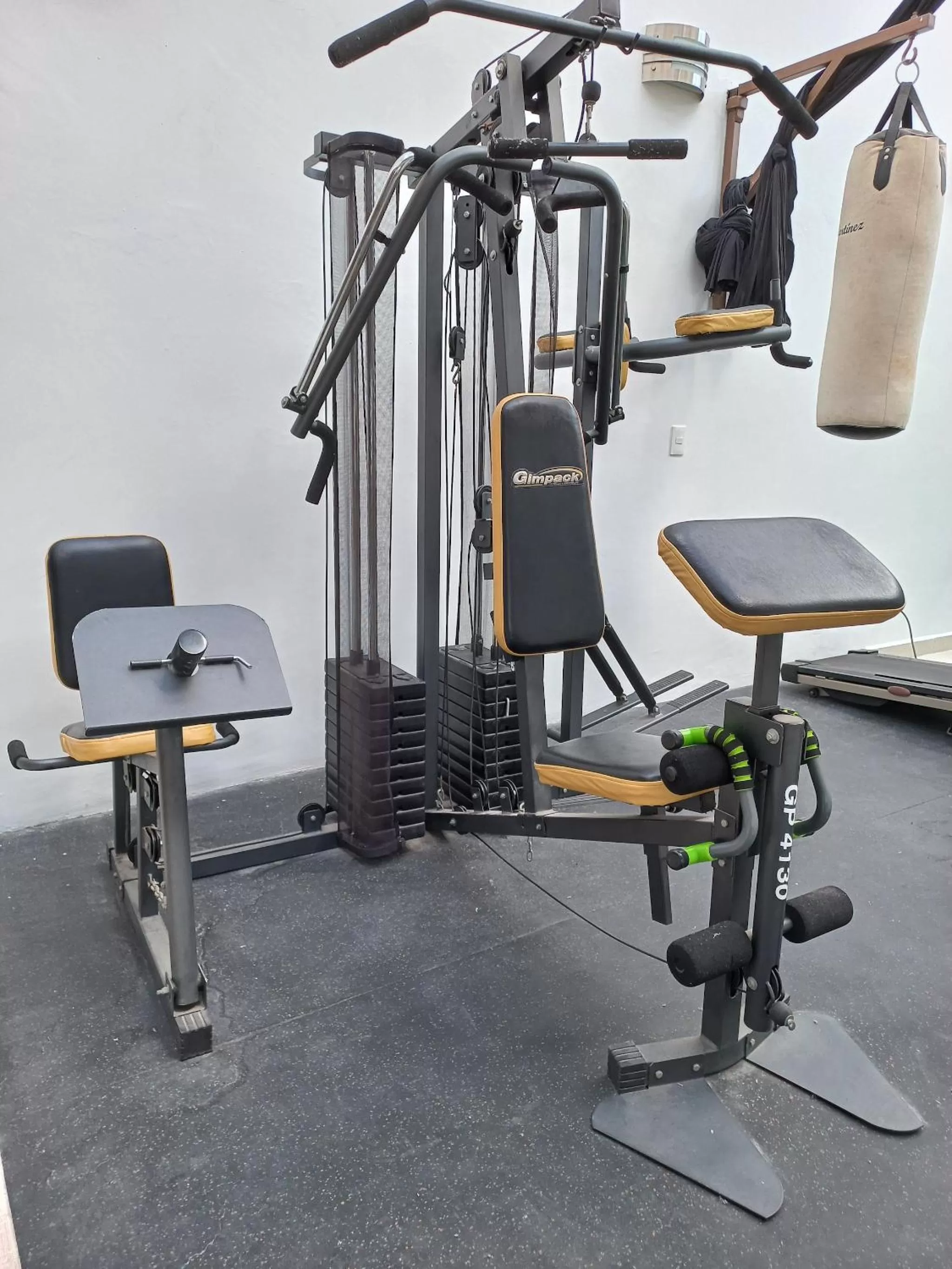 Fitness centre/facilities in La Aurora Hotel Like Home