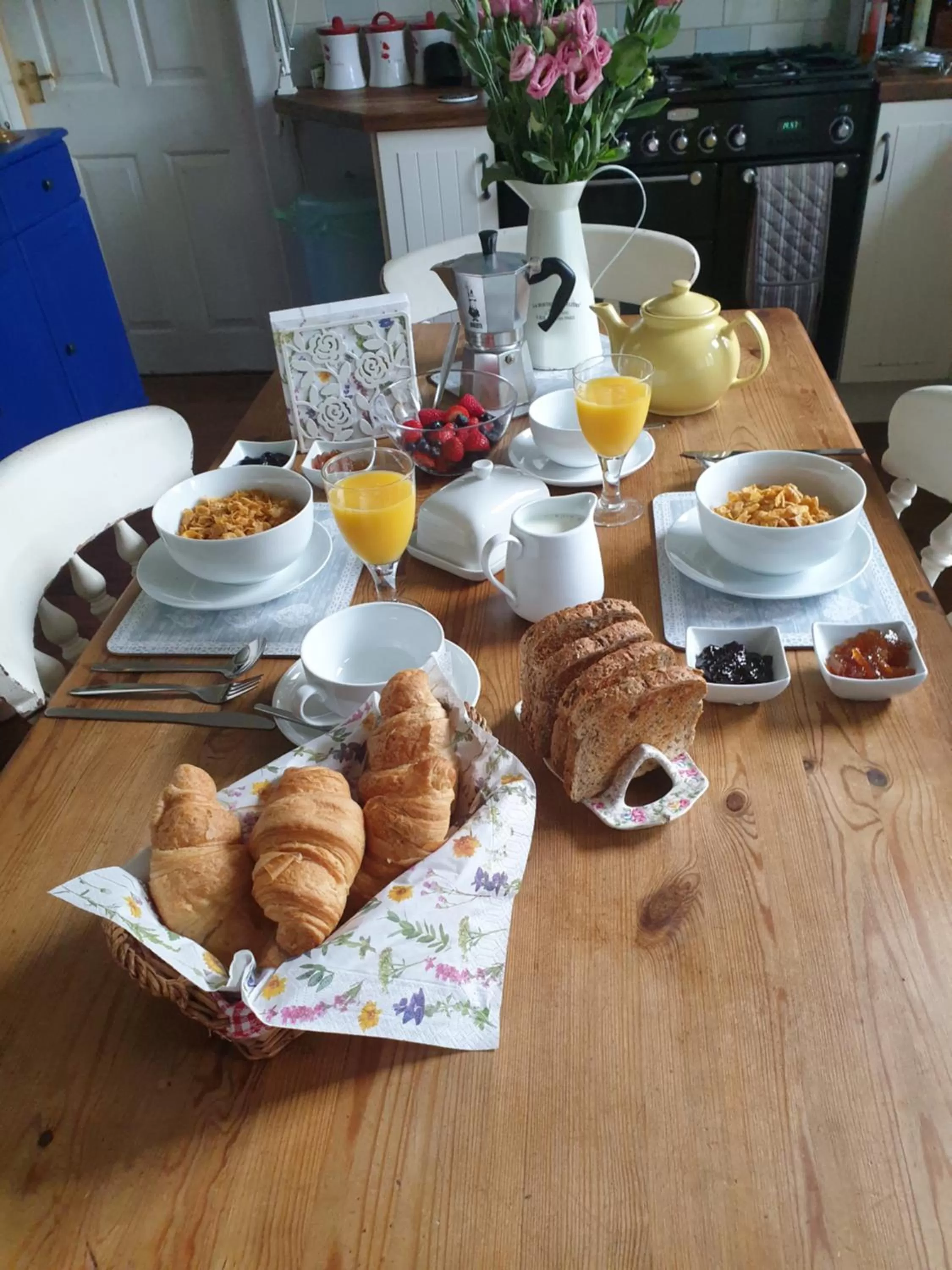 Breakfast in Judy's B&B private home