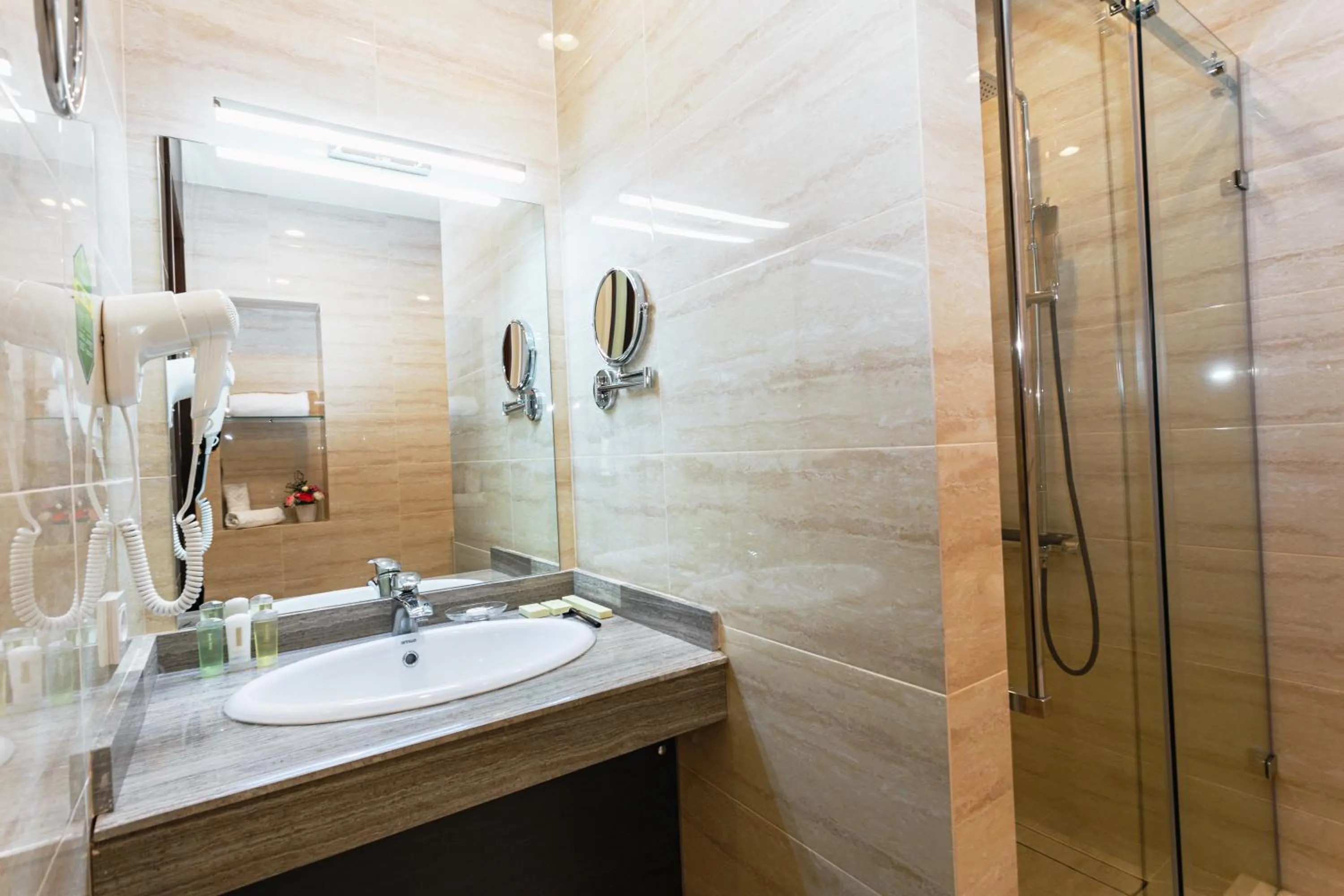 Bathroom in Solutel Hotel