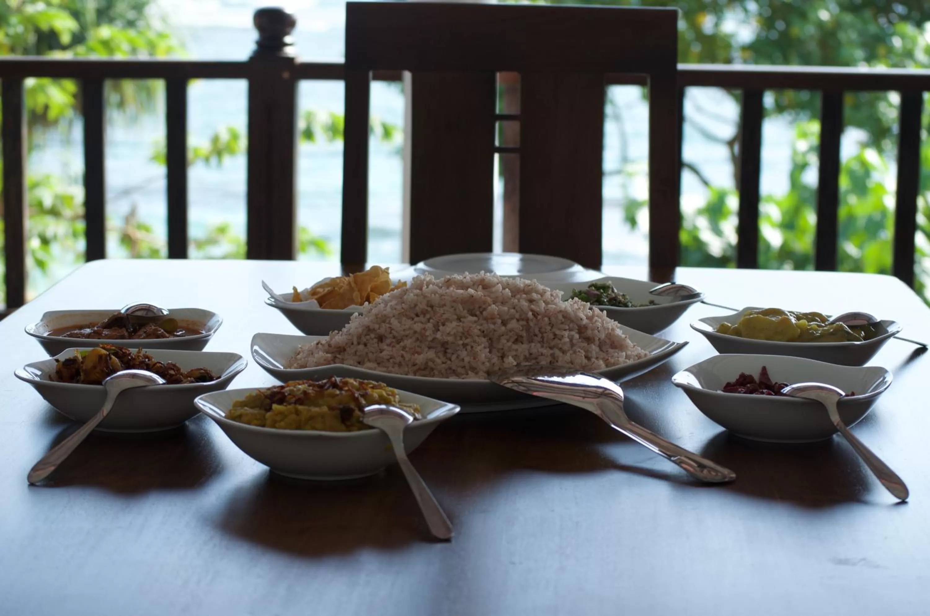 Lunch in New Ocean Vibes