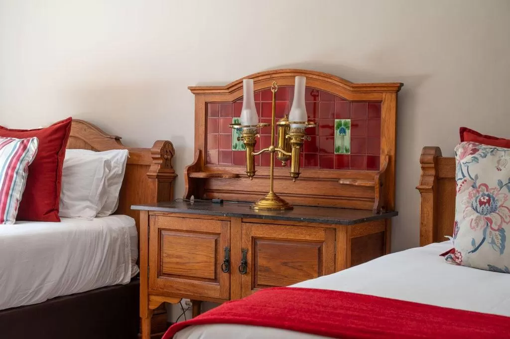 Bed in Issaquena Heights Boutique Hotel