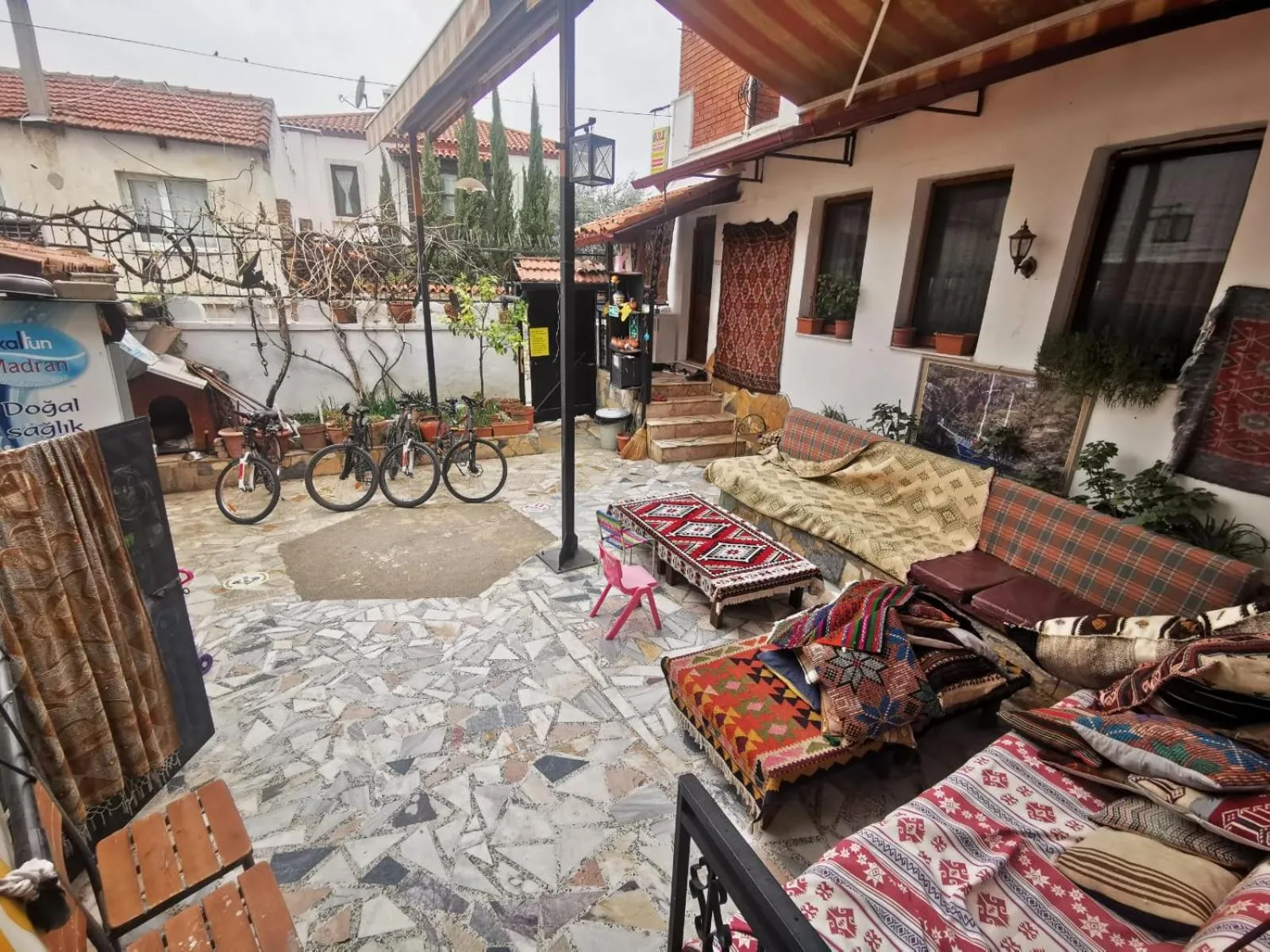 Property building in Anz Guest House Pansiyon