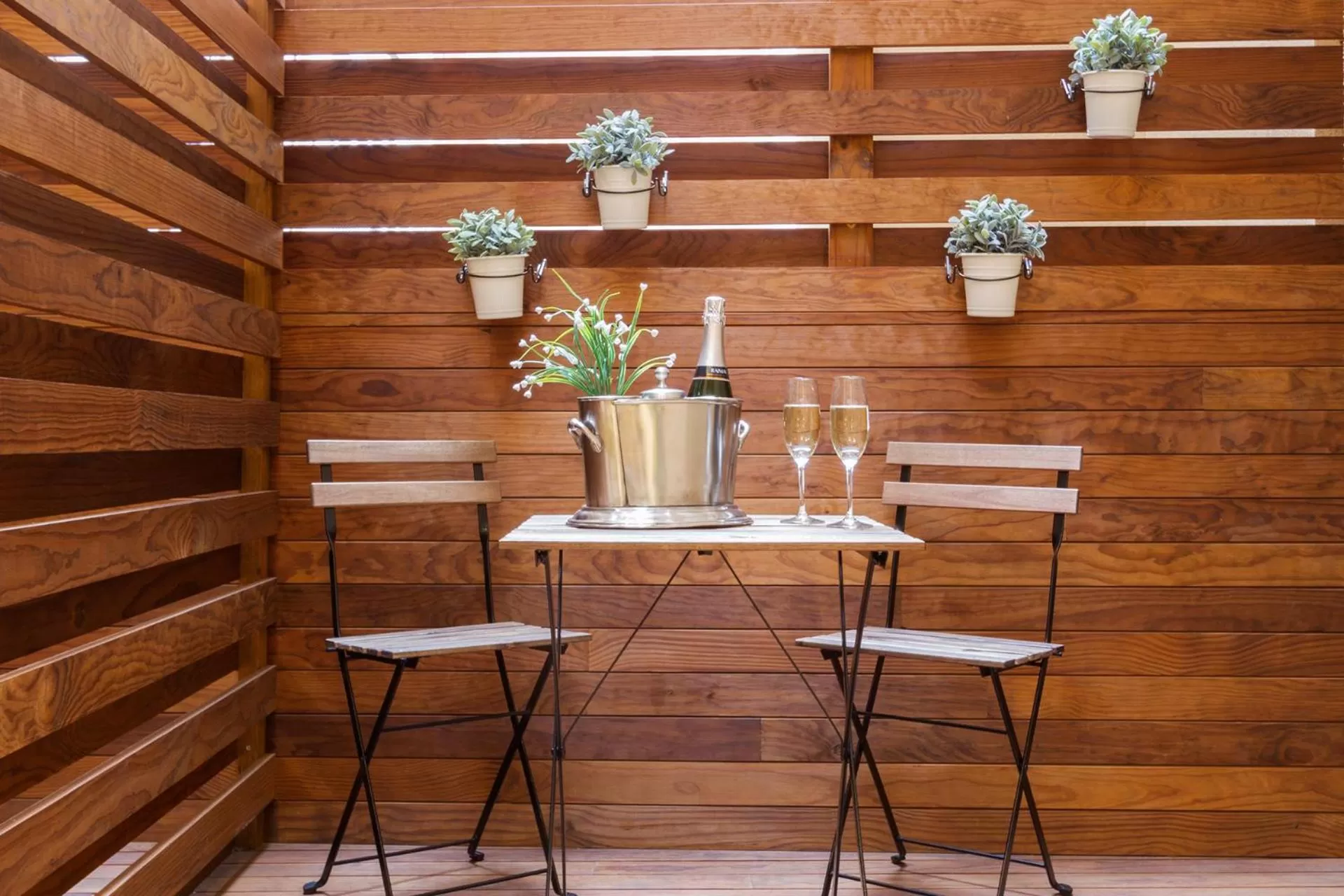 Balcony/Terrace in Hotel Well and Come Barcelona