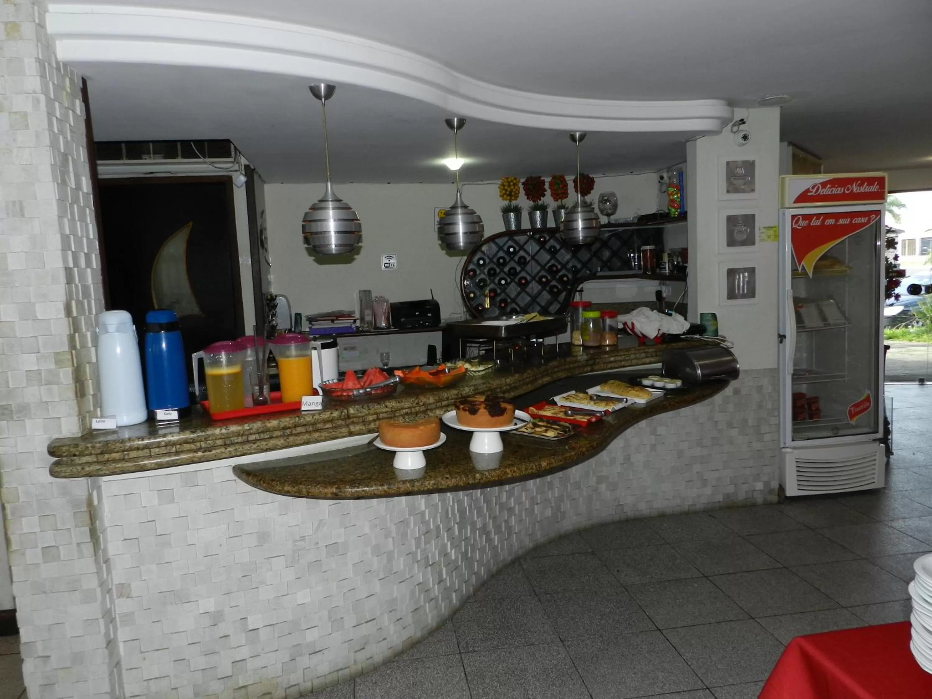 Breakfast in Eldorado Inn