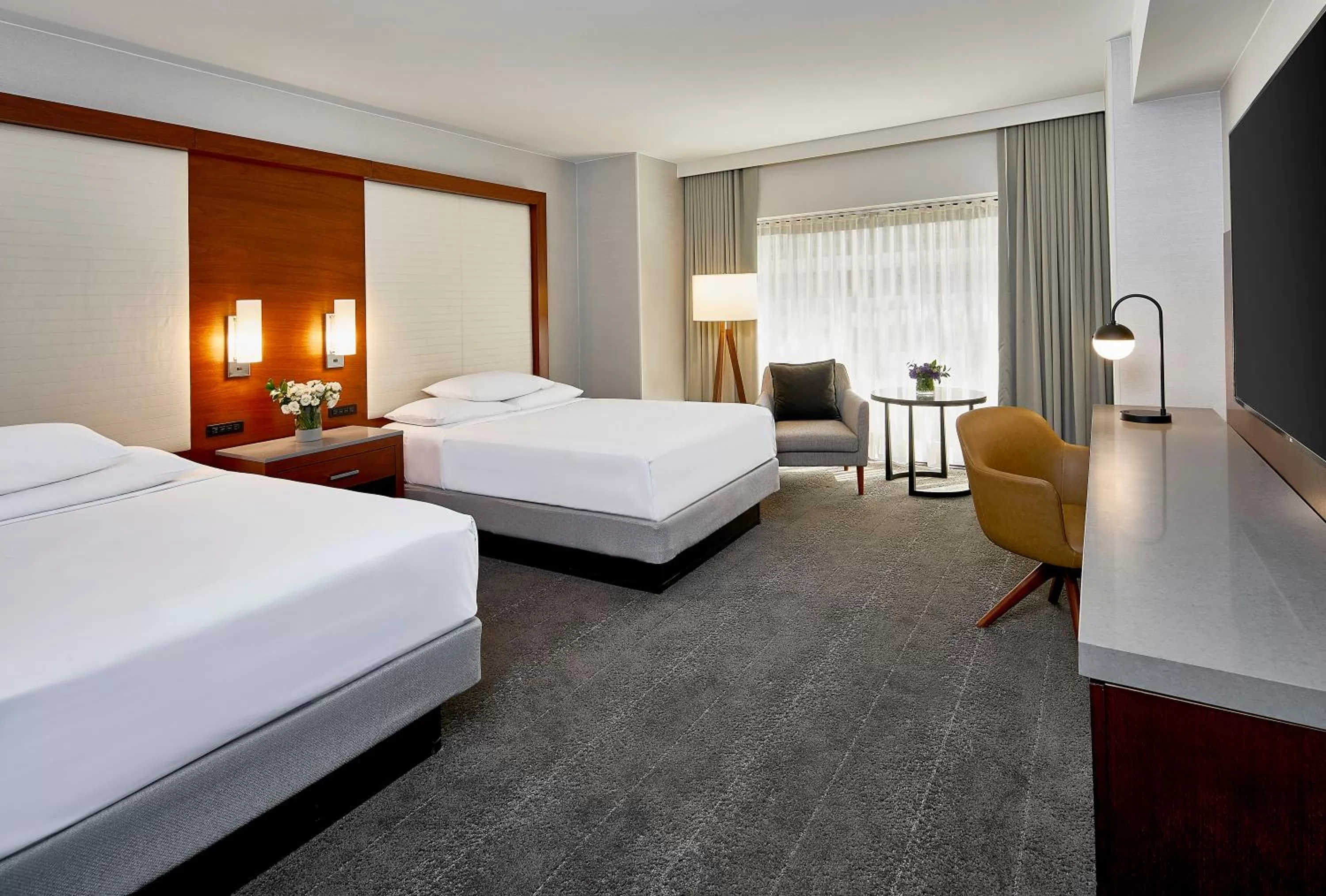 Double Room with Two Double Beds and Accessible Tub - Disability Access in Hyatt Regency Atlanta
