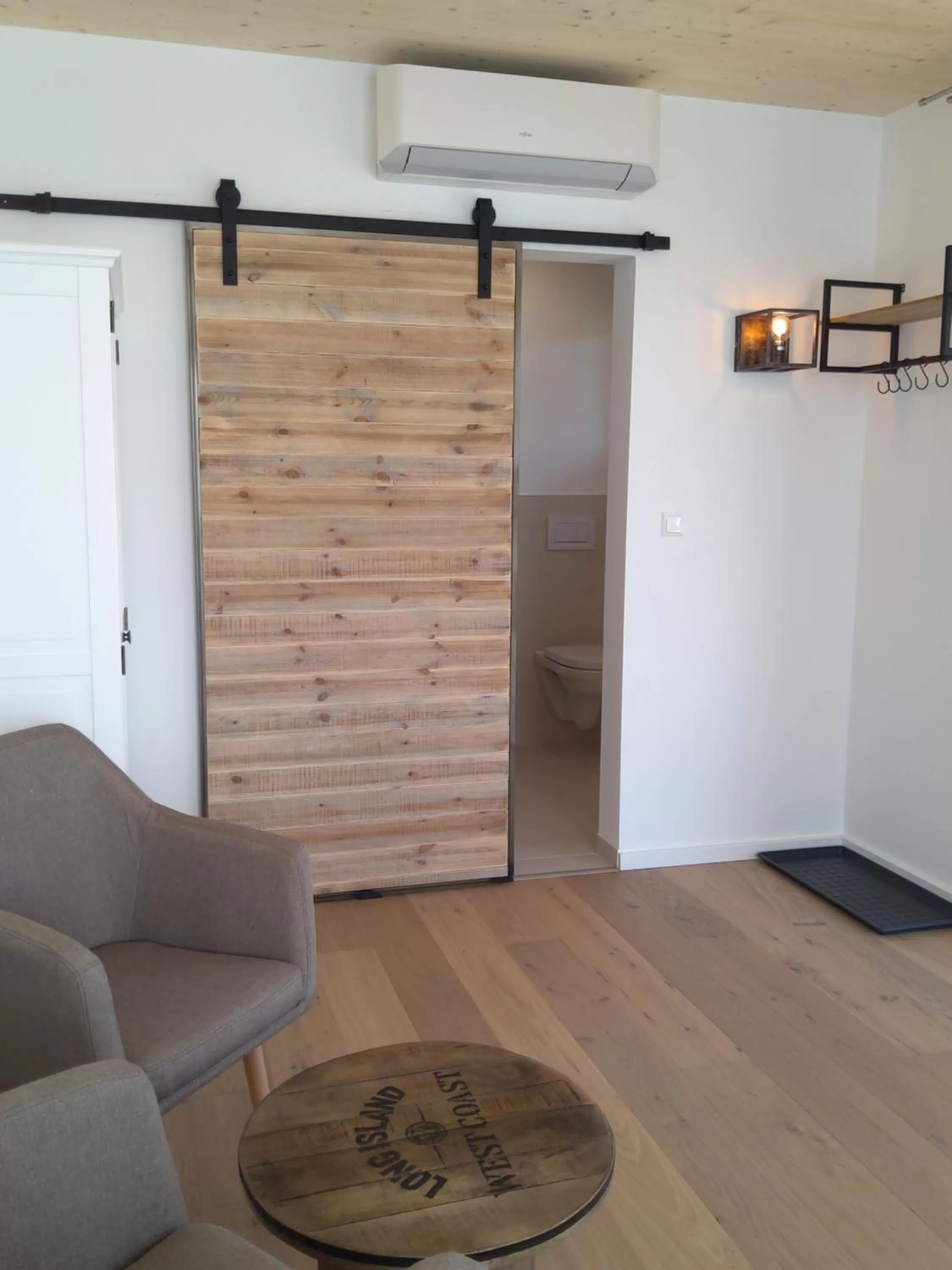 Seating area in Zimmerei - Landgasthaus Karlo