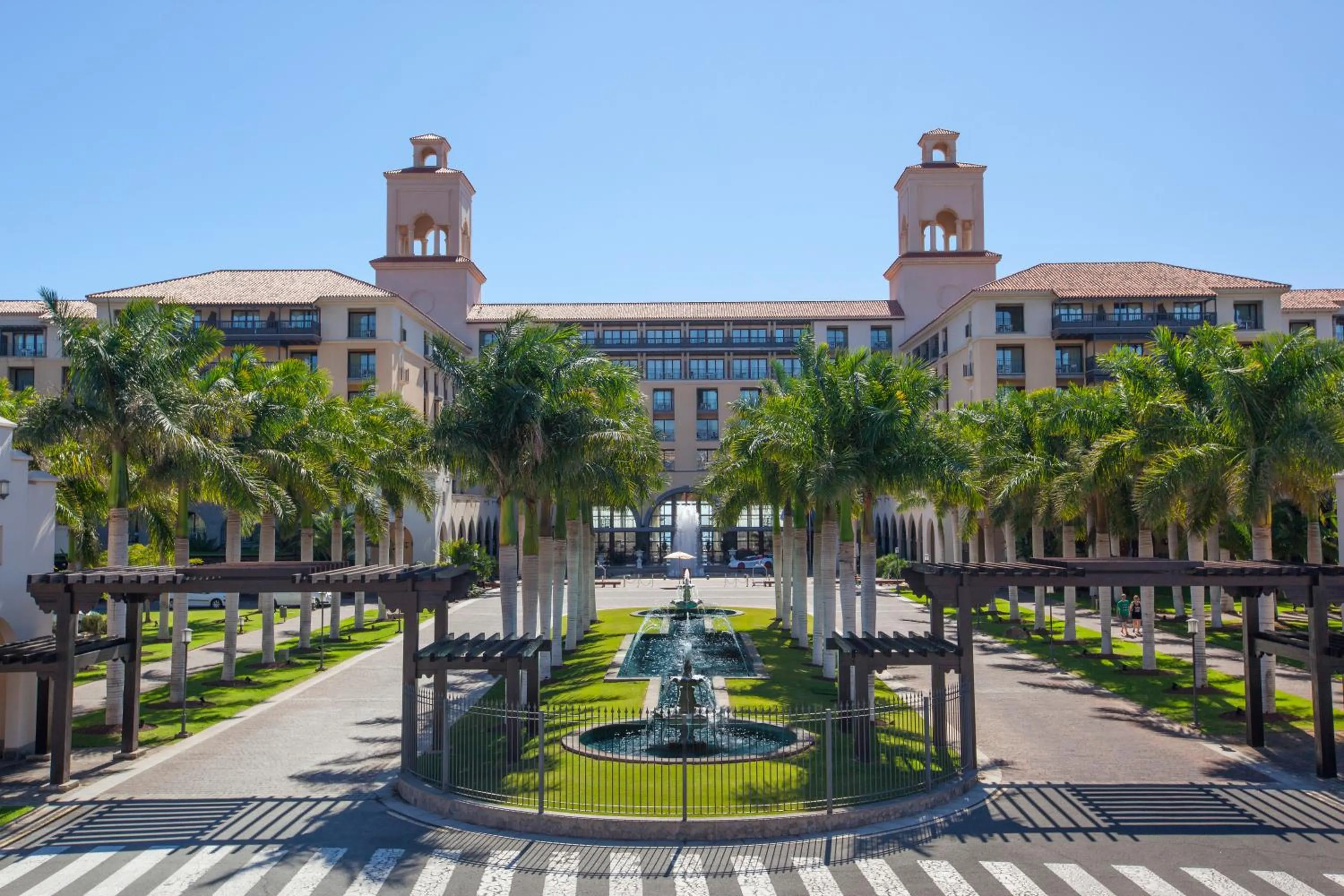 Facade/entrance in Lopesan Costa Meloneras Resort & Spa