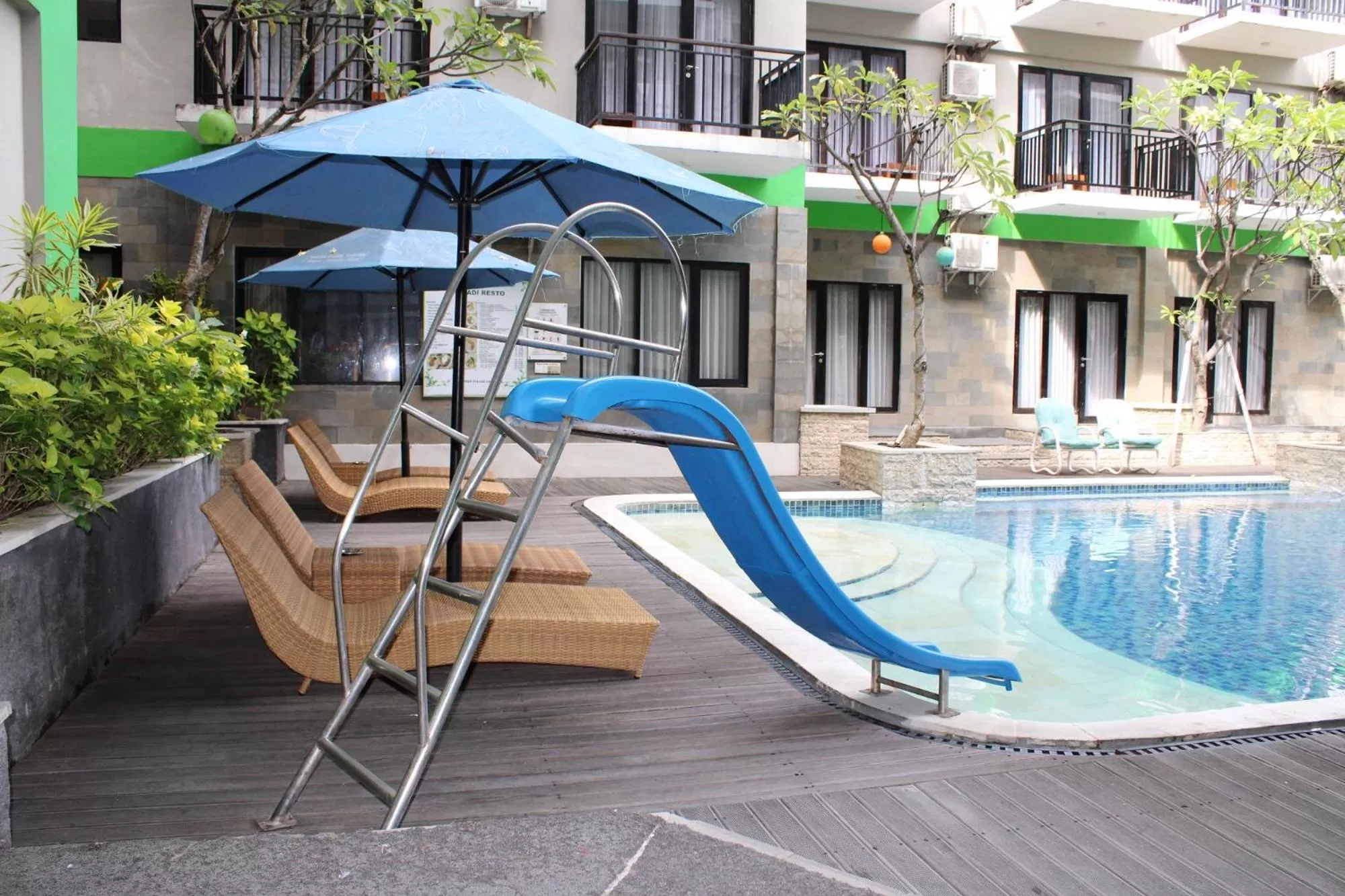 Swimming pool in Rofa Kuta Hotel - CHSE Certified