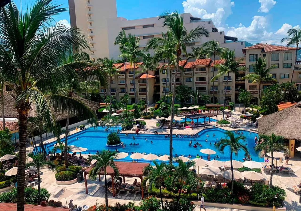 Swimming pool in Canto del Sol Puerto Vallarta All Inclusive