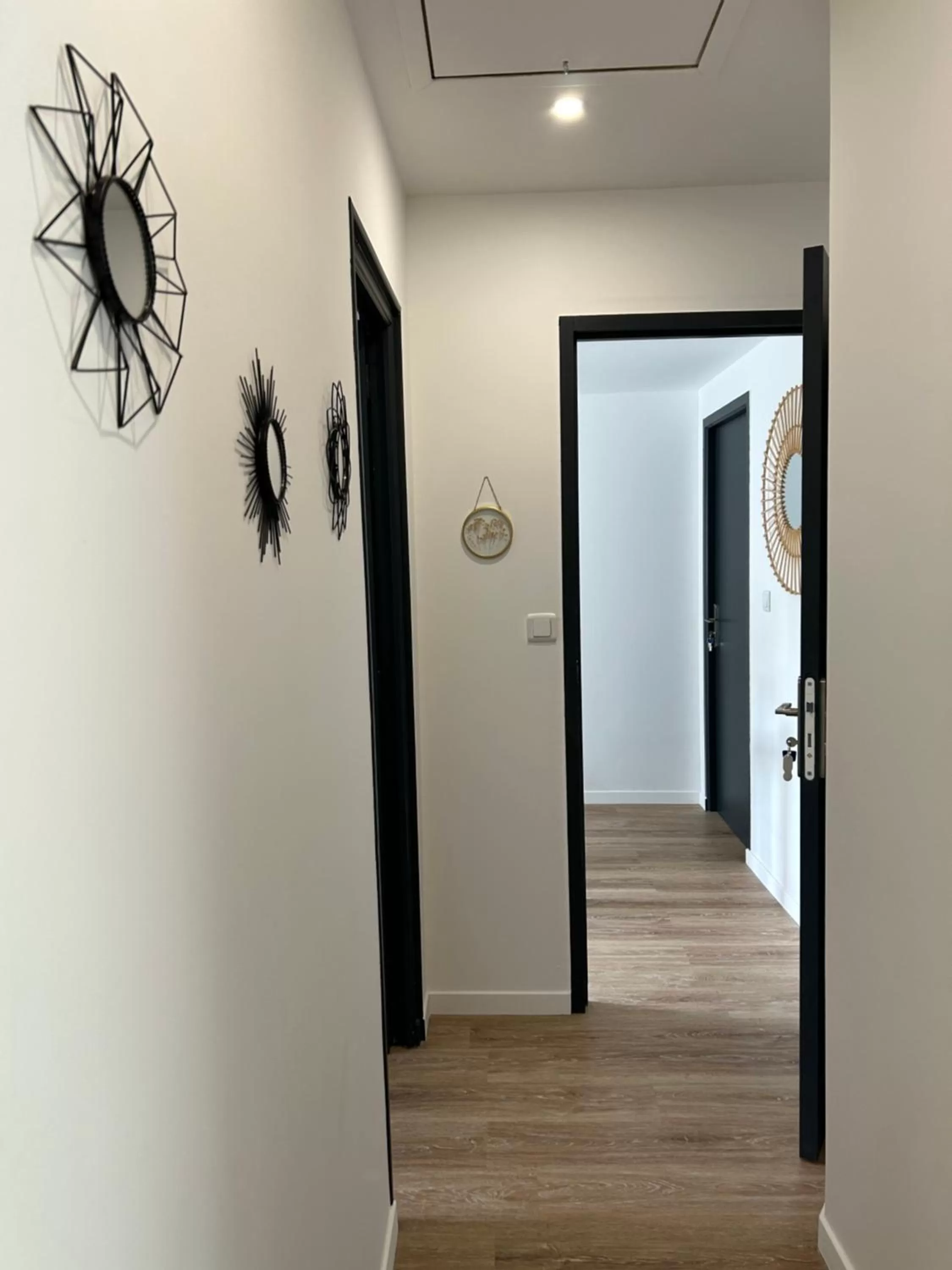 Decorative detail, TV/Entertainment Center in ARC EN CIEL B&B