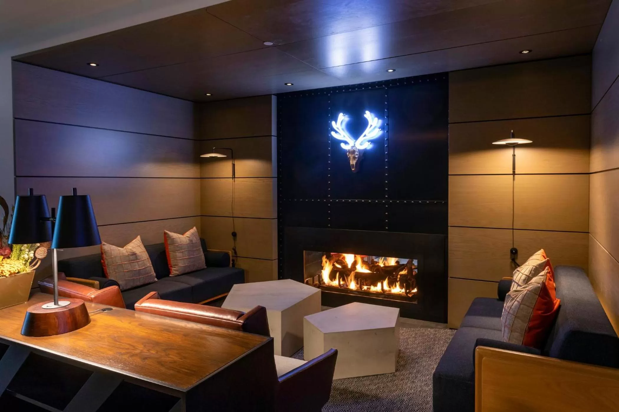 Lobby or reception in Limelight Hotel Snowmass