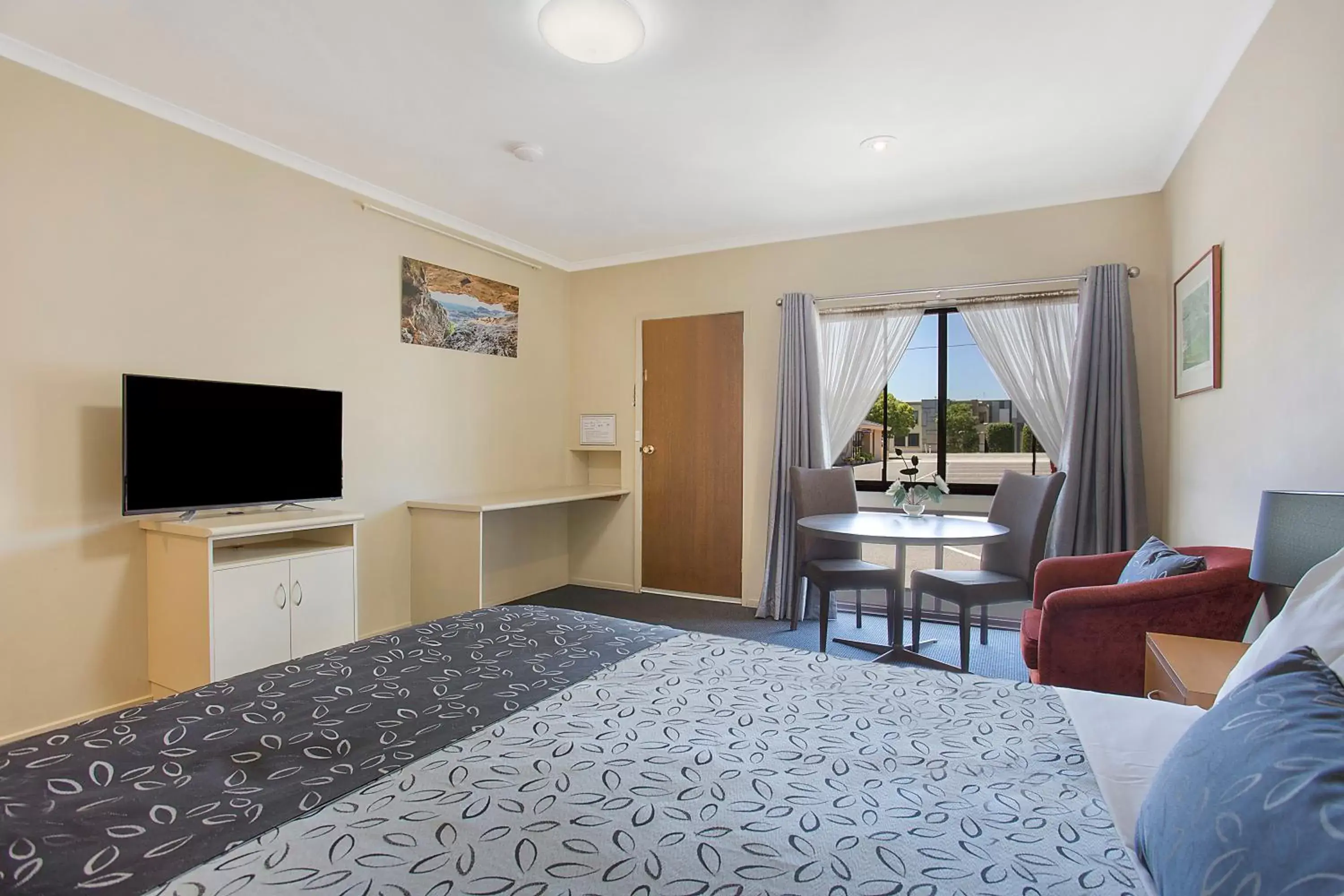 Executive Double Room in Comfort Inn May Park Executive Double Room in Comfort Inn May Park