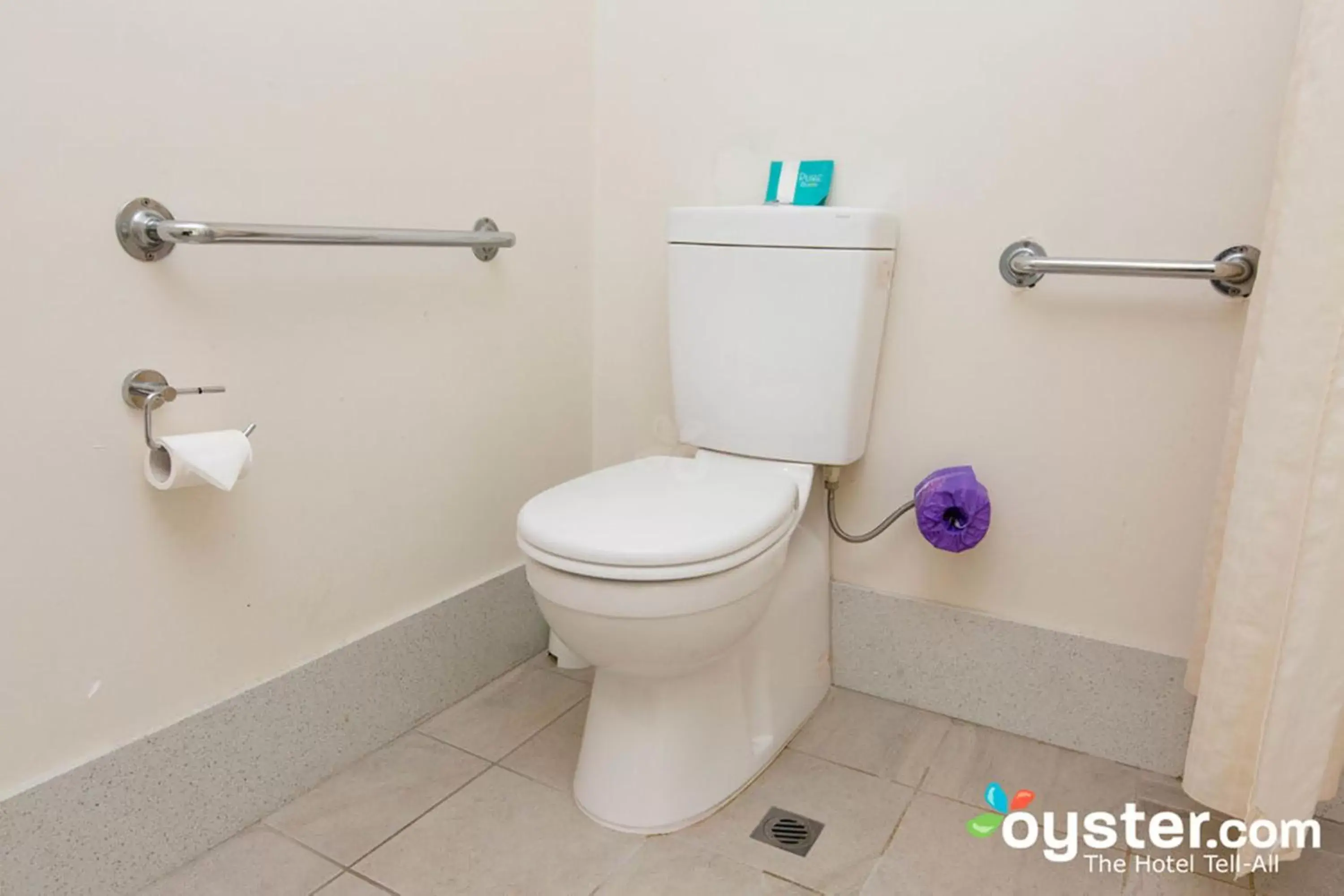 Two-Bedroom Apartment - Disability Access in Margarets Beach Resort Two-Bedroom Apartment - Disability Access in Margarets Beach Resort