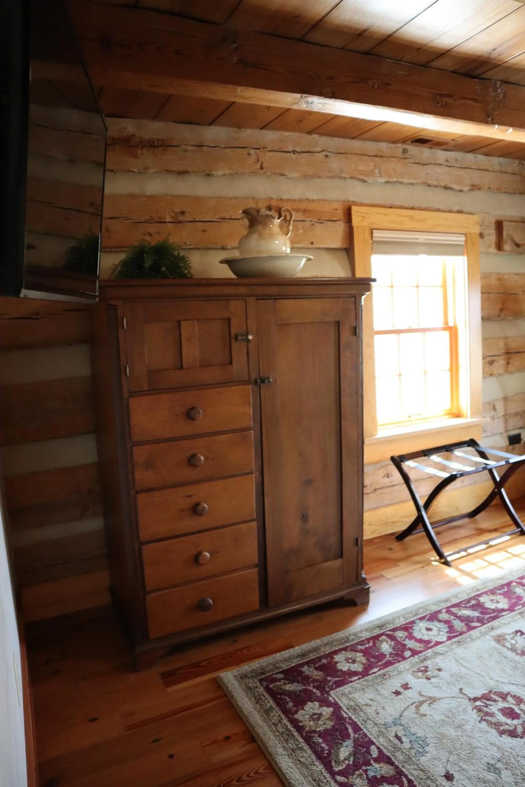 Queen Room in Silver Lake Bed and Breakfast