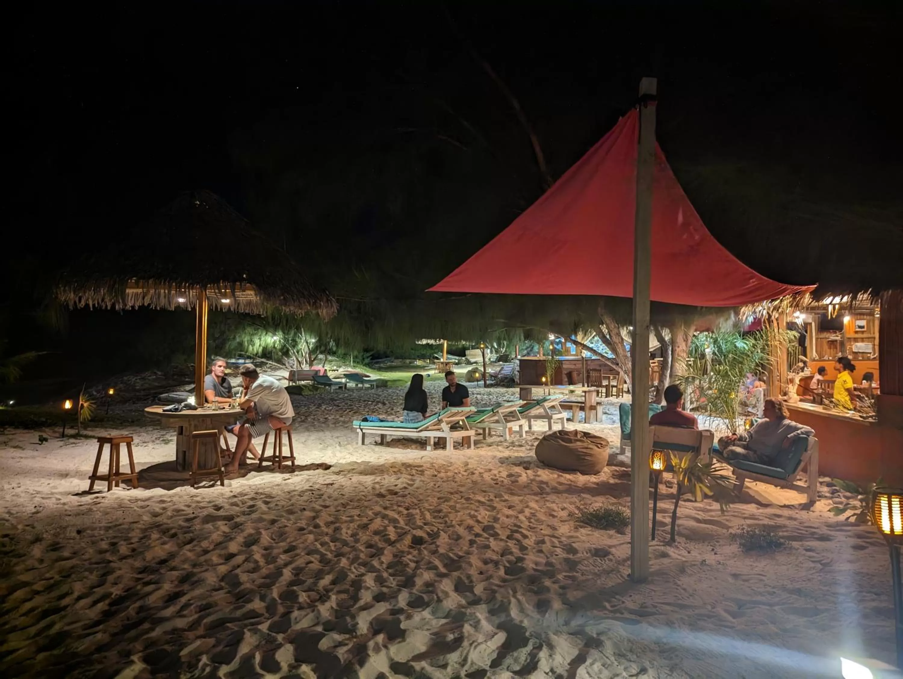 Restaurant/places to eat in Ocean Lodge Kite & Windsurf