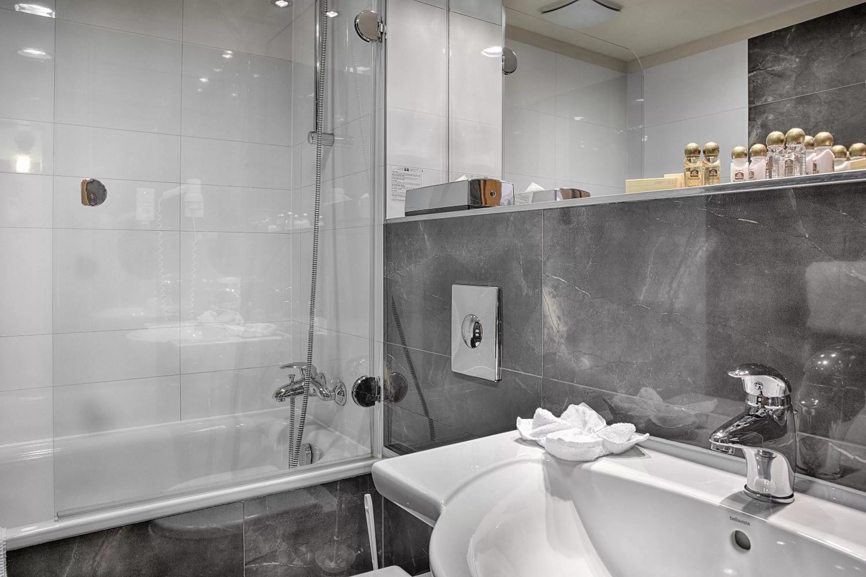 Bathroom in Majestic Plaza Hotel Prague