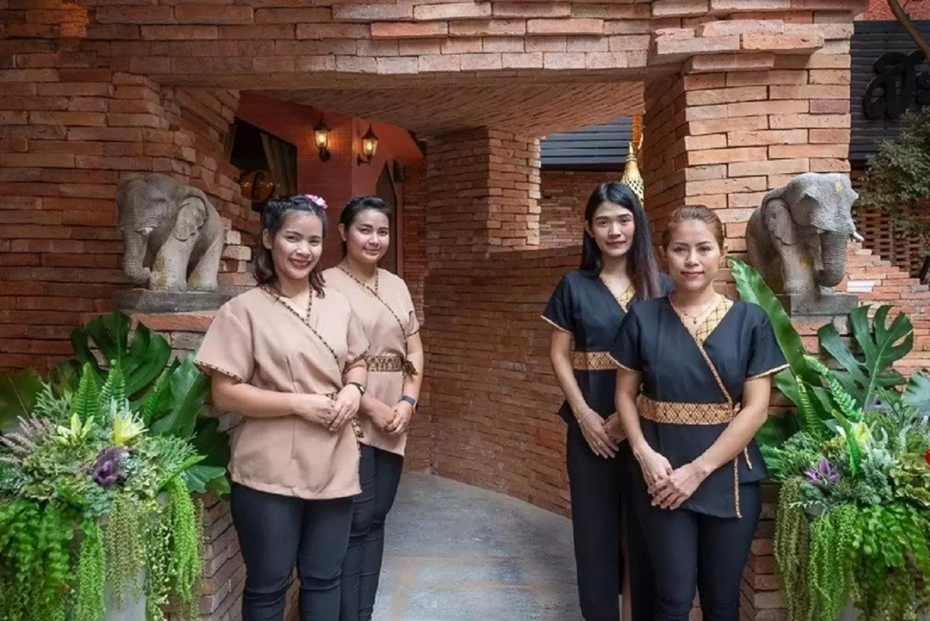 Staff in Sudyod Apartment