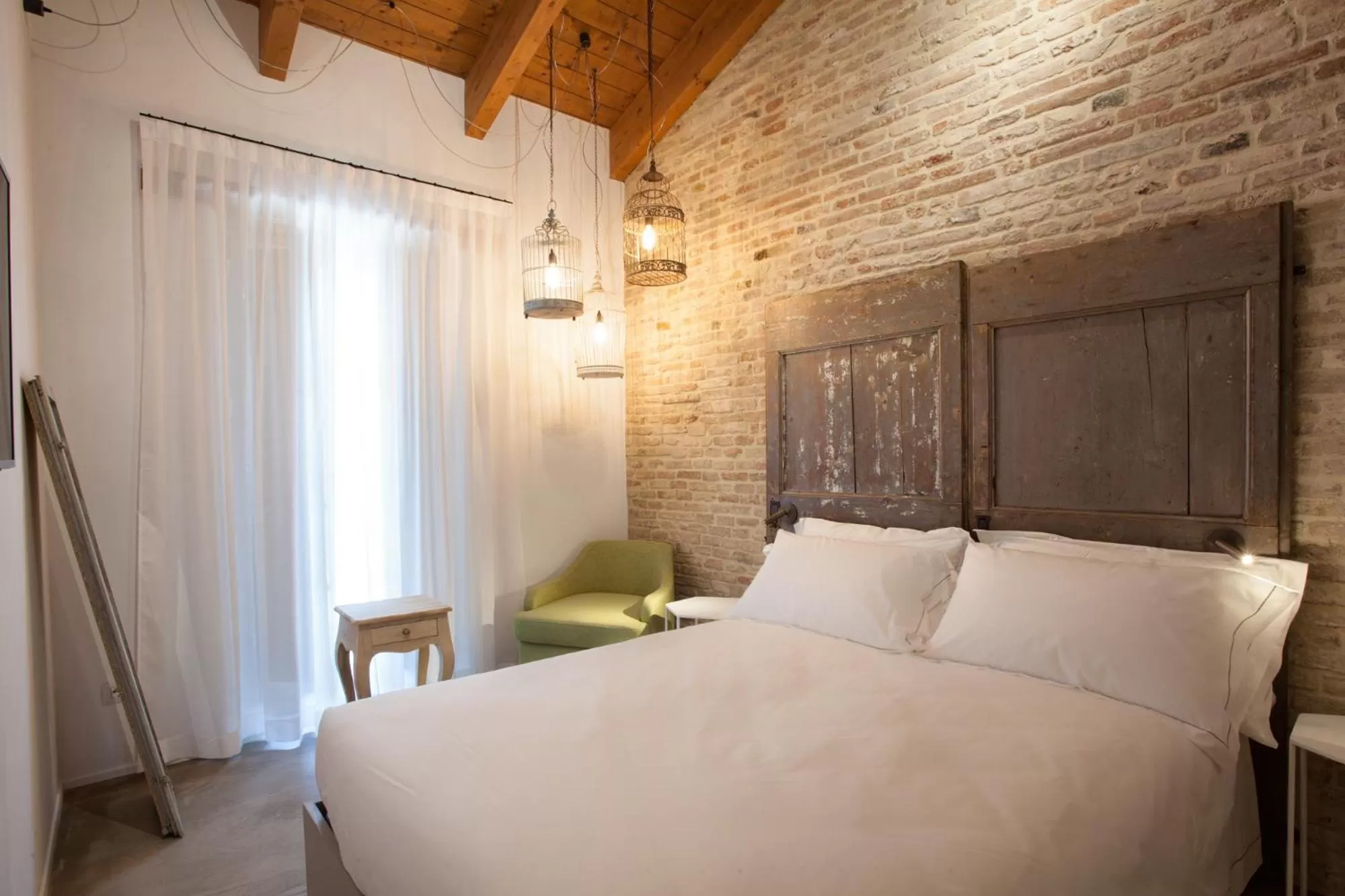 Bedroom, Bed in Terra di Gradara