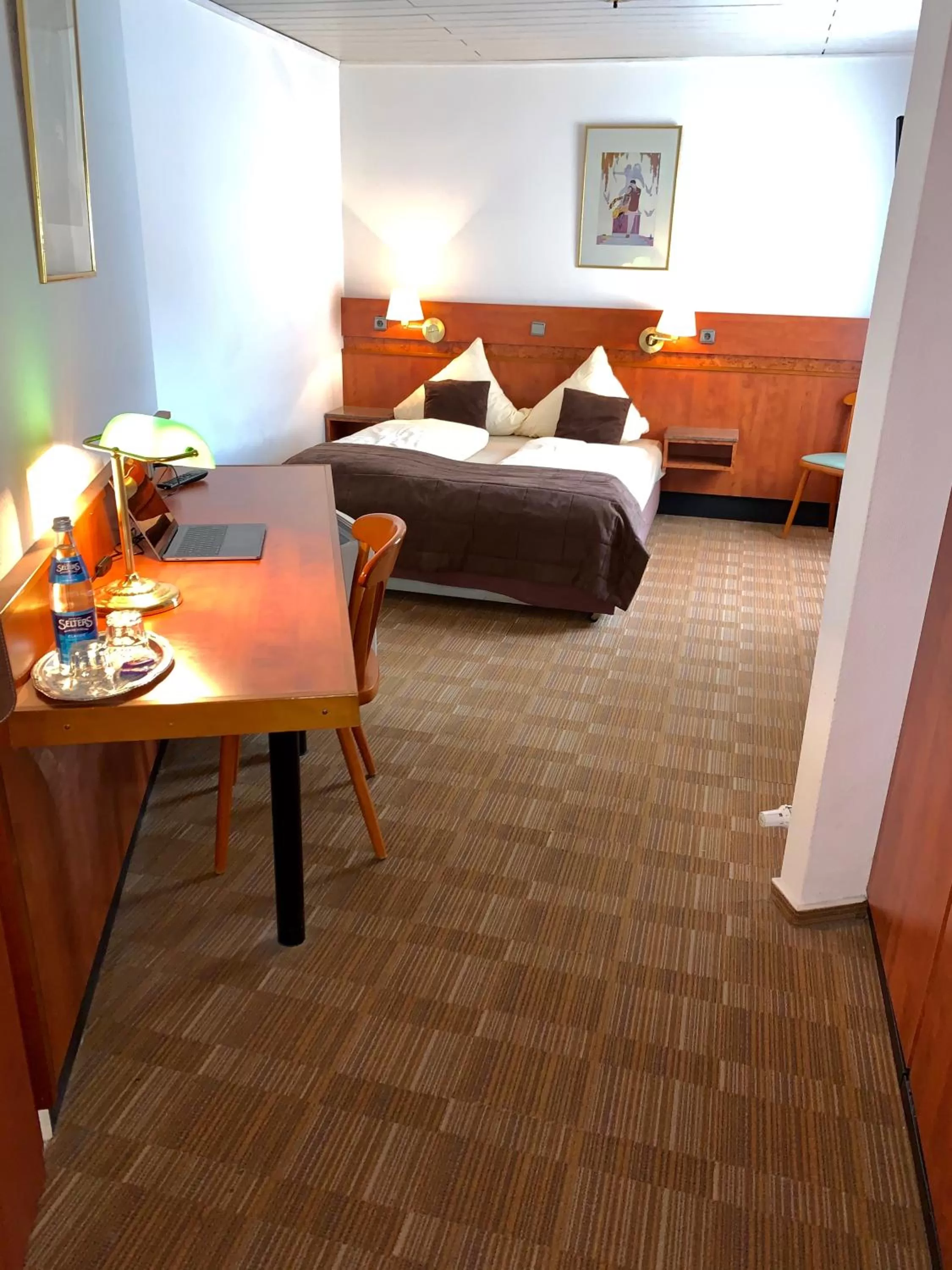 Bed in Gästehaus Präsenzhof