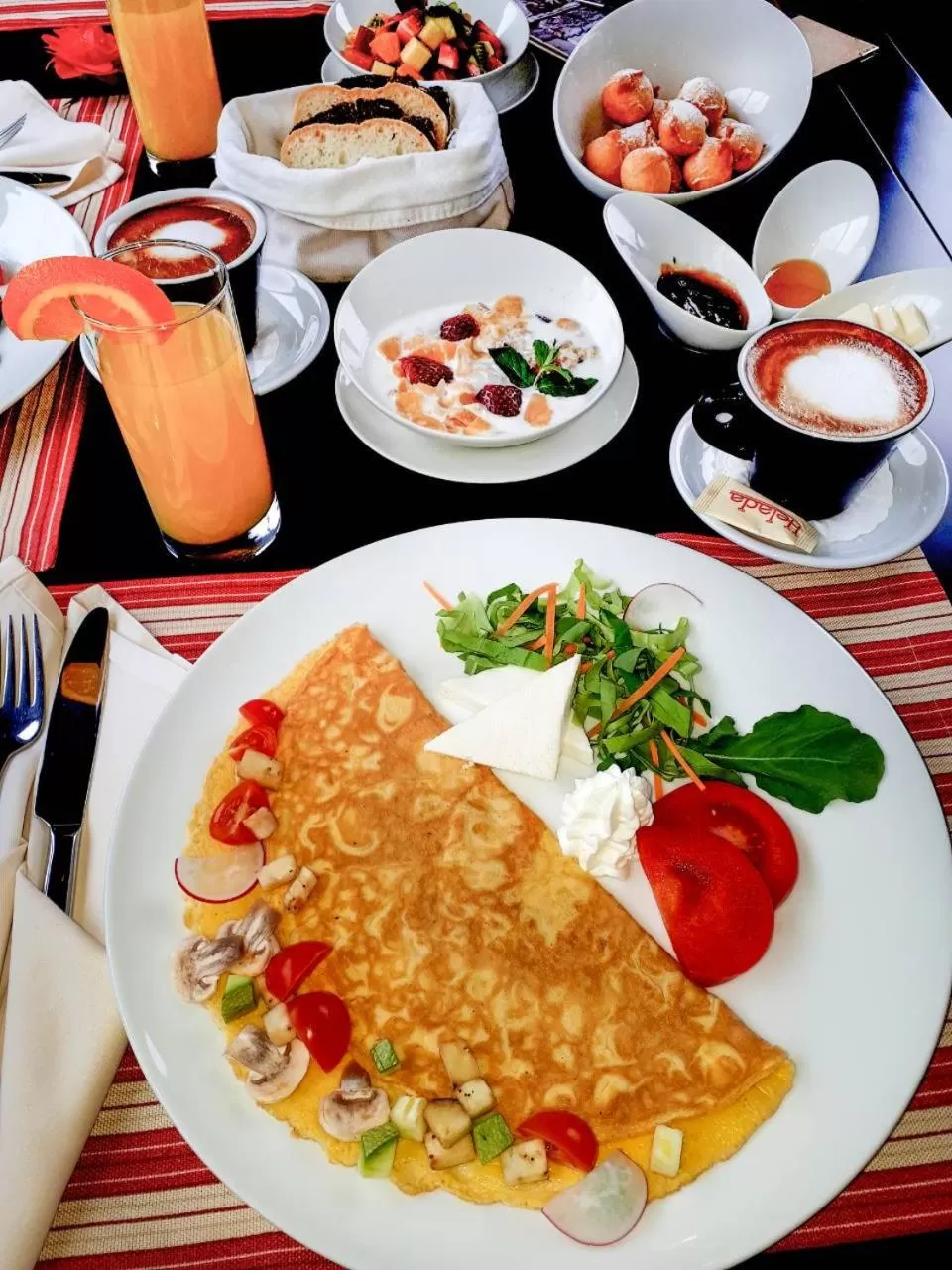 Food and drinks in Hotel Helada