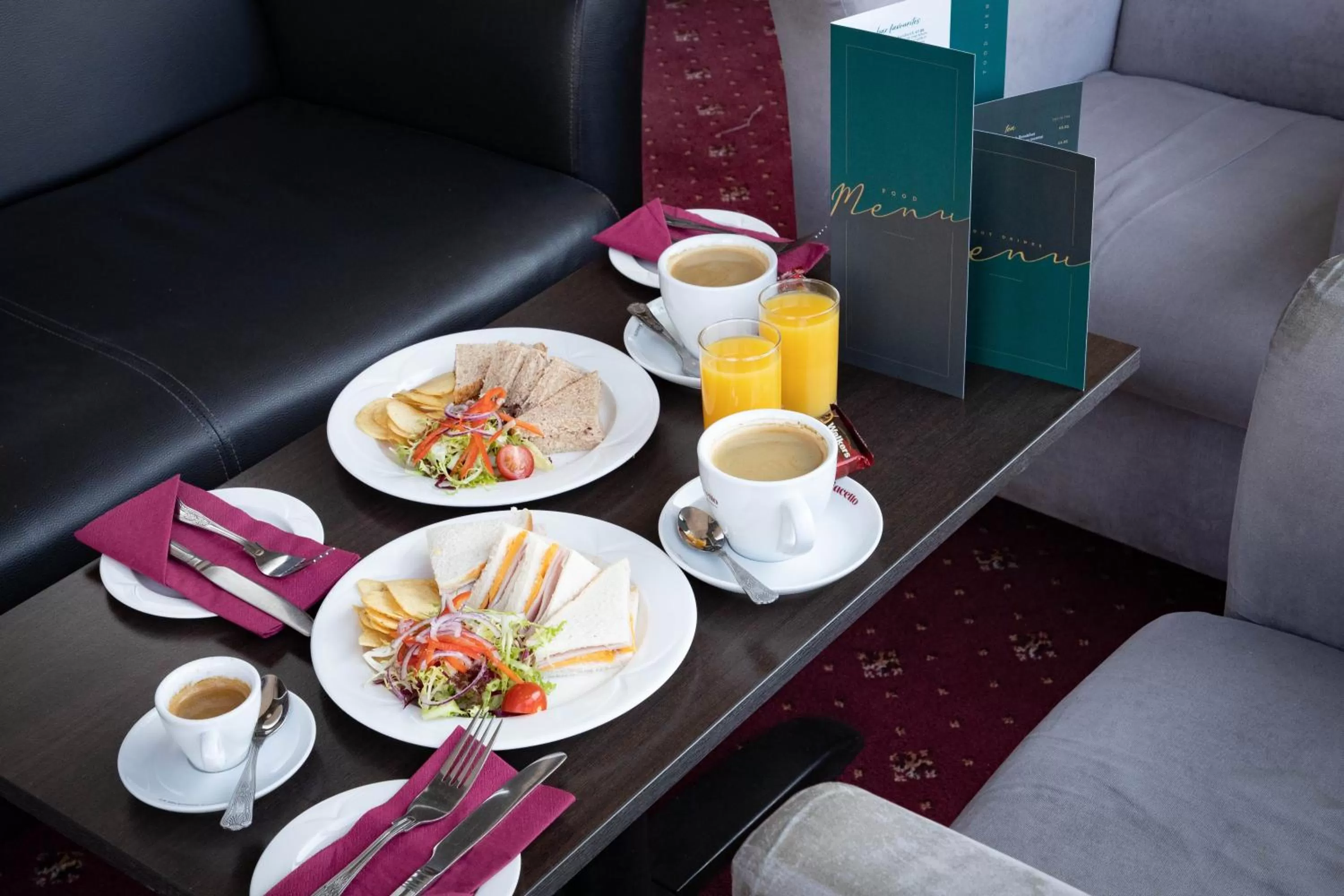 Food and drinks in The Great Western Hotel