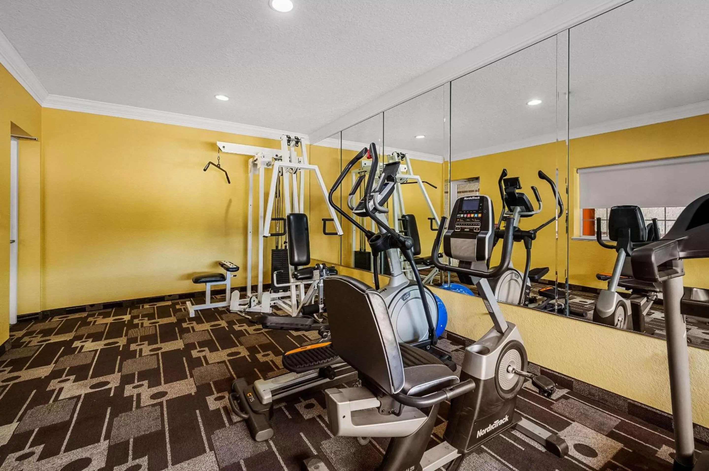 Fitness centre/facilities in Quality Inn & Suites Houston Northwest - Cypress