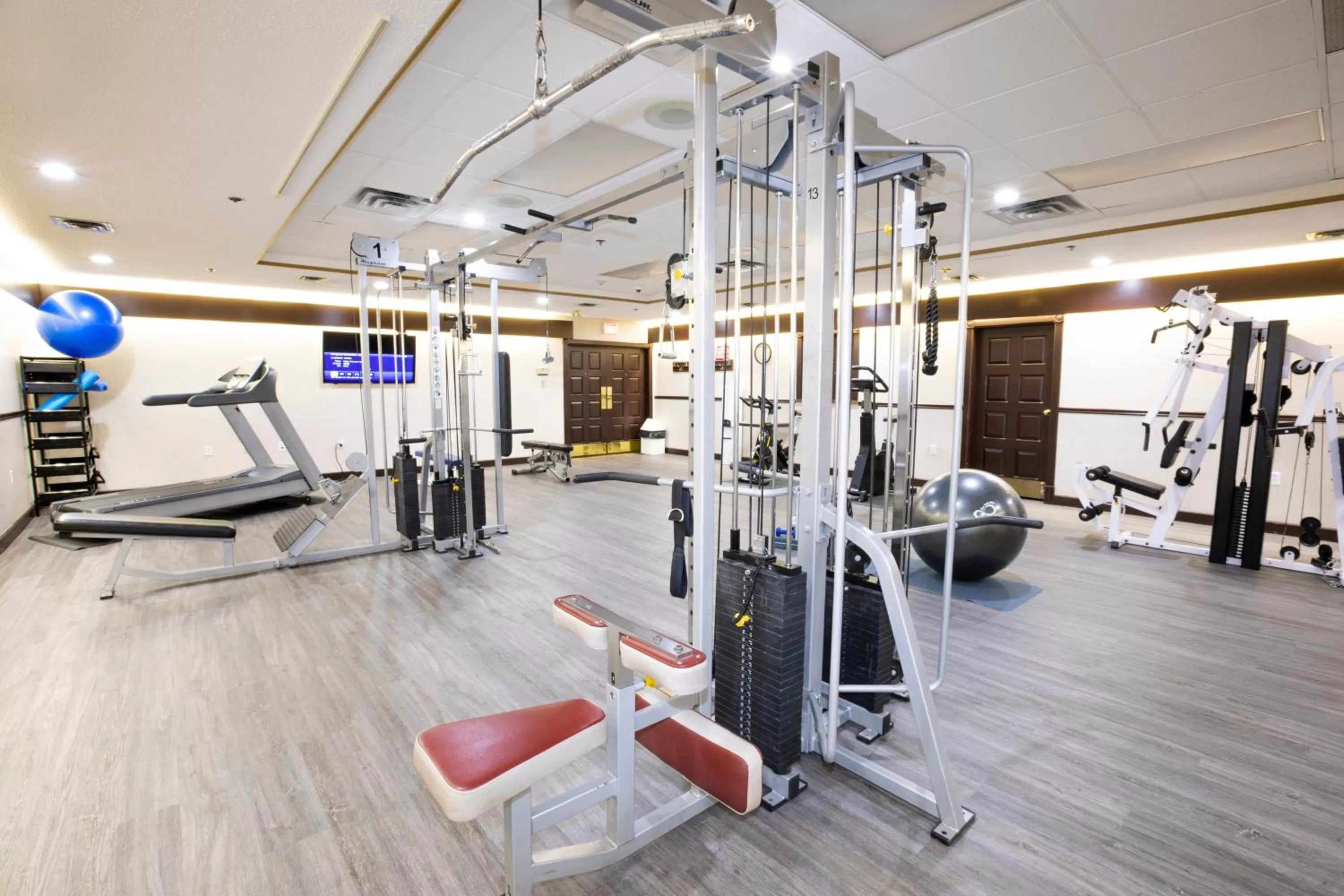 Fitness centre/facilities in Tower Inn & Suites