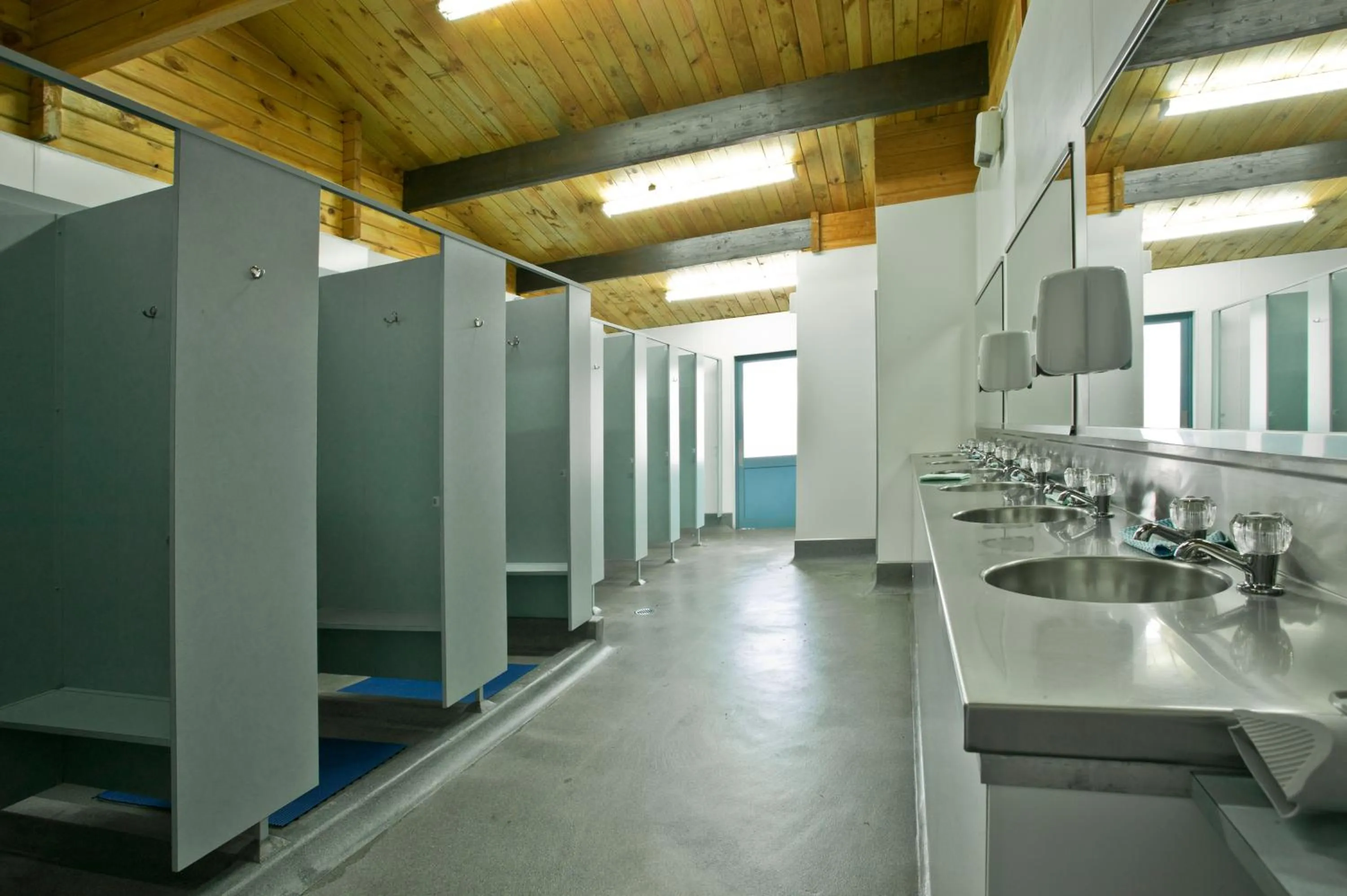 Area and facilities in Te Anau Top 10 Holiday Park and Motels