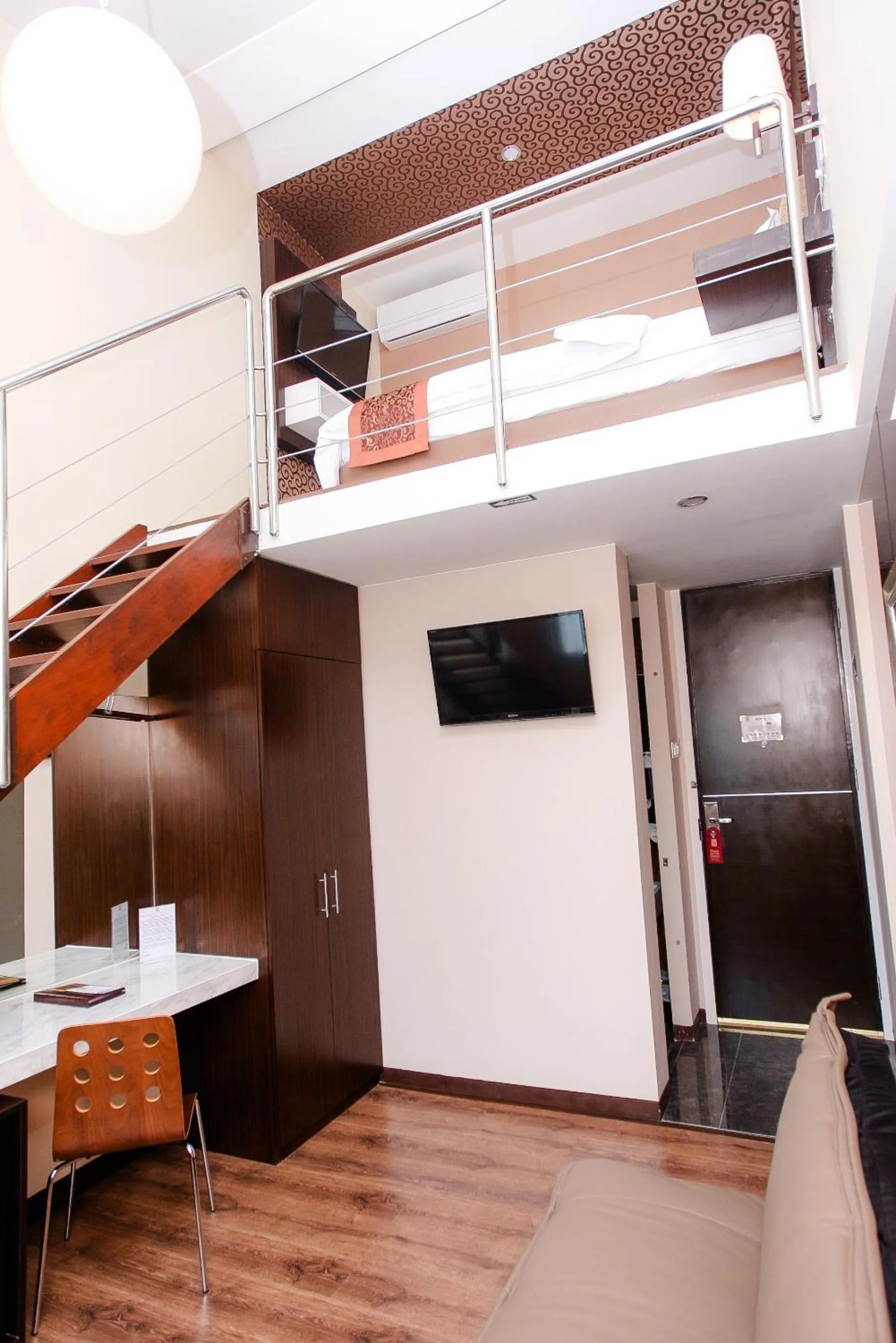 Photo of the whole room in Favor Hotel Makassar City Center By LIFE