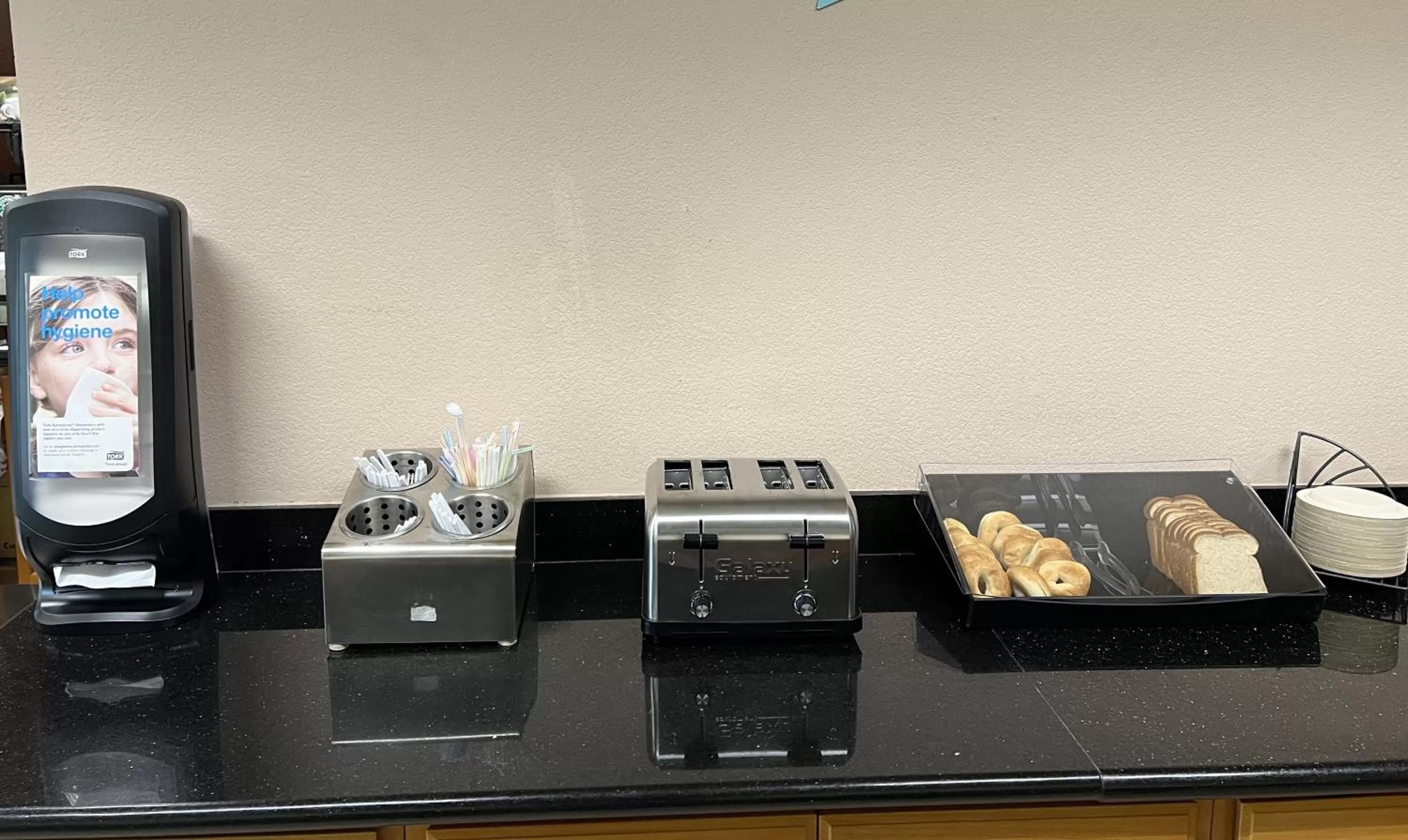 Breakfast in Yosemite Sierra Inn