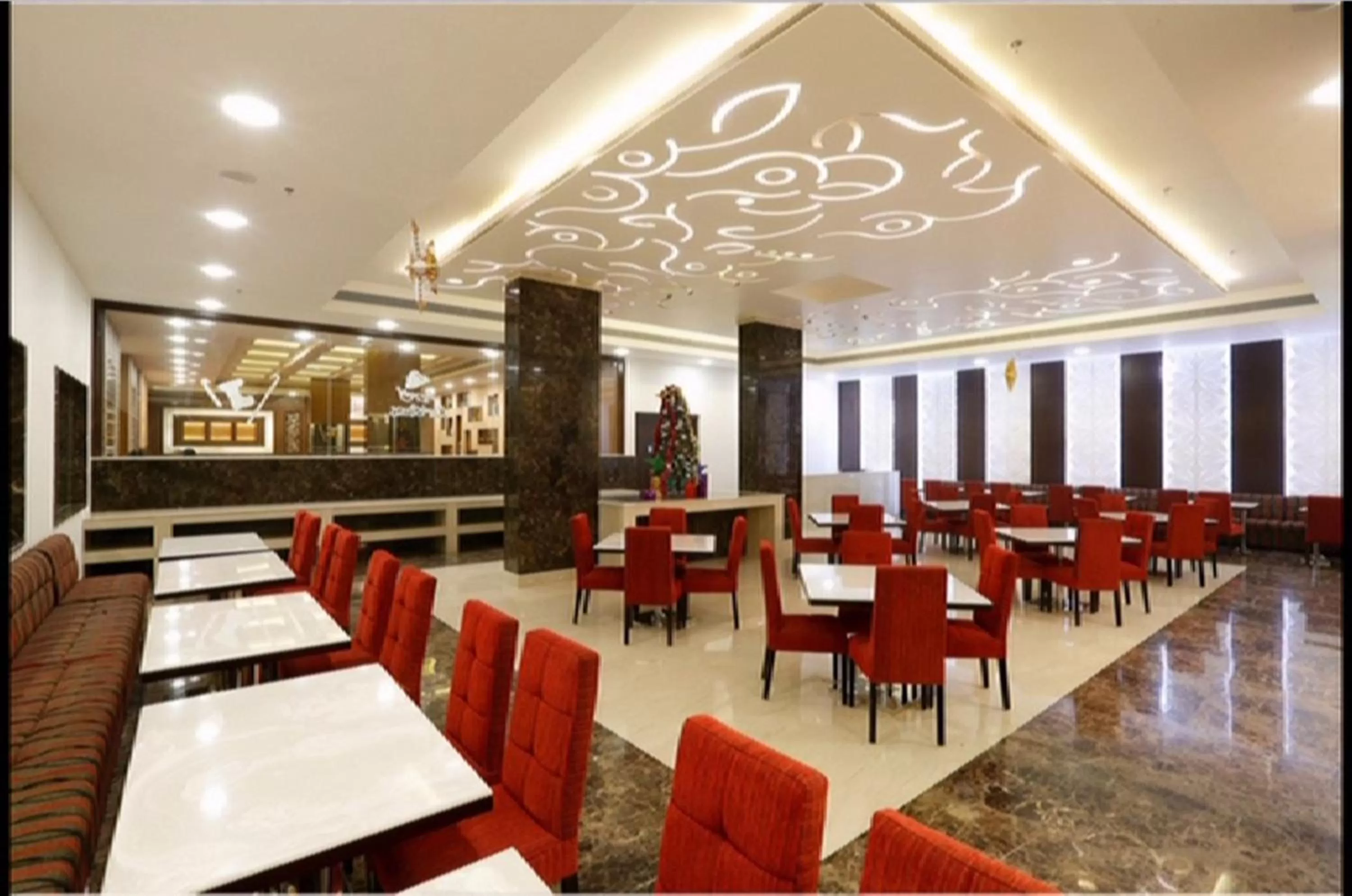 Restaurant/places to eat in Ramada Jamshedpur Bistupur