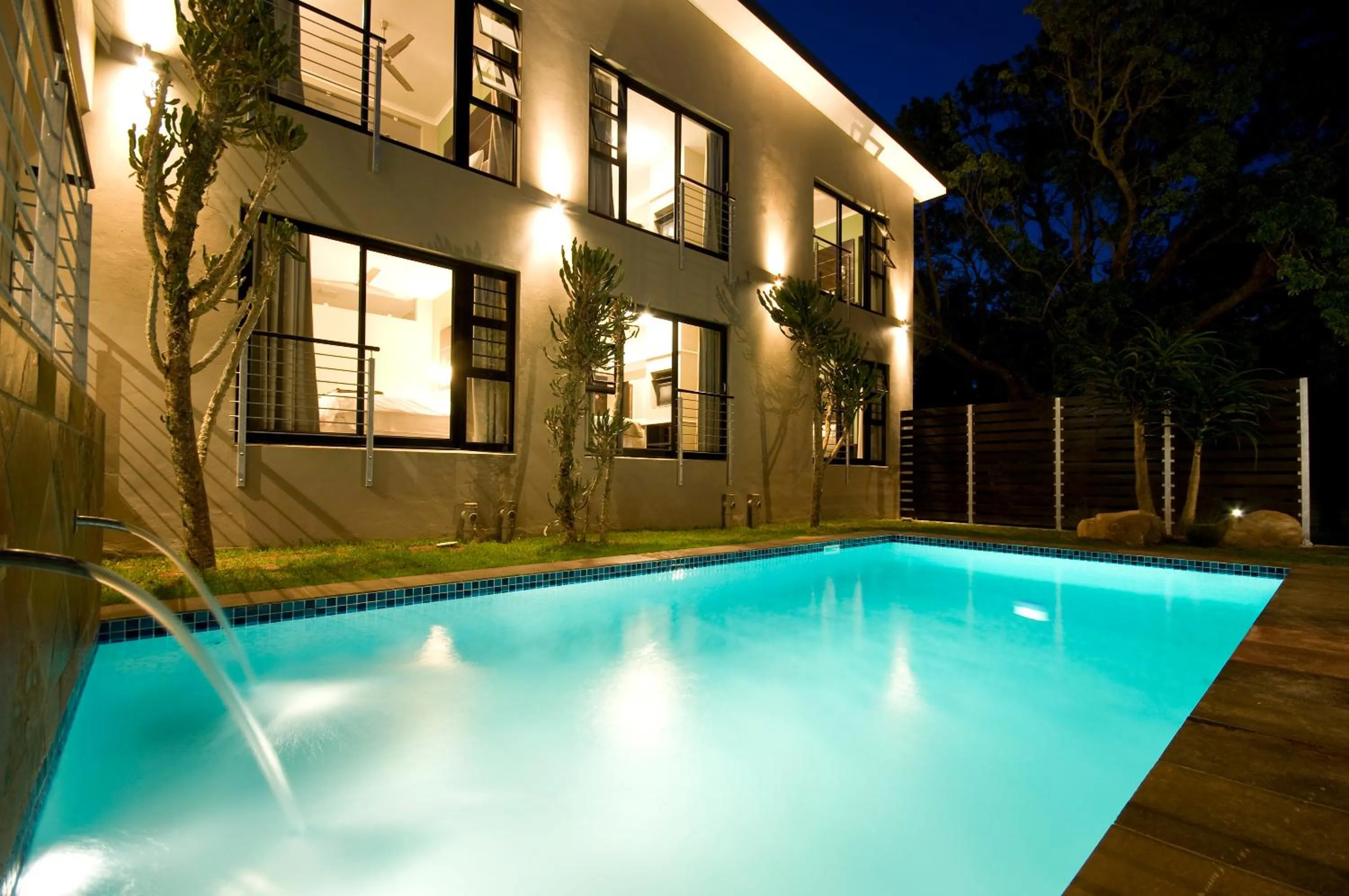 Swimming pool in The Hub Urban Hotel