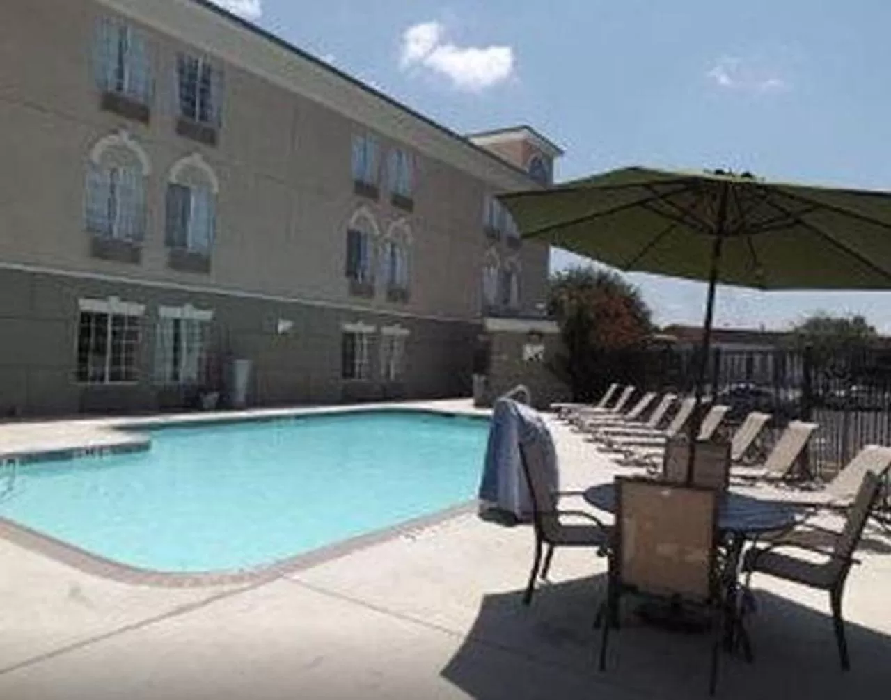 Swimming pool in Wingate by Wyndham San Marcos