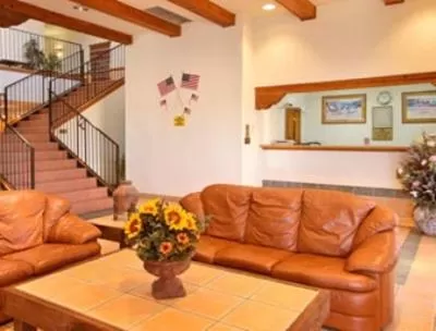 Lobby or reception in Days Inn & Suites by Wyndham Lordsburg