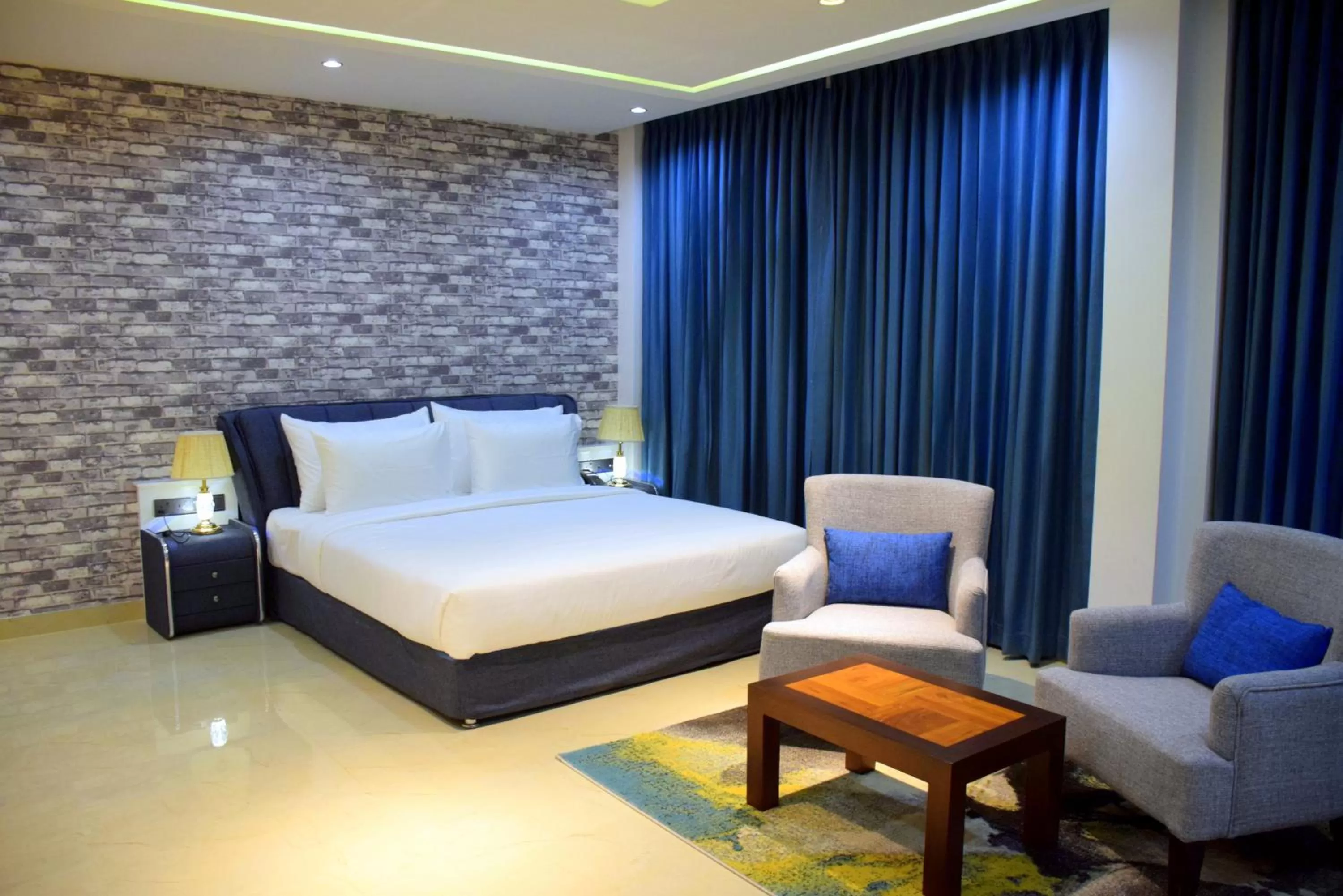 Bed in Ruvisha Beach Hotel