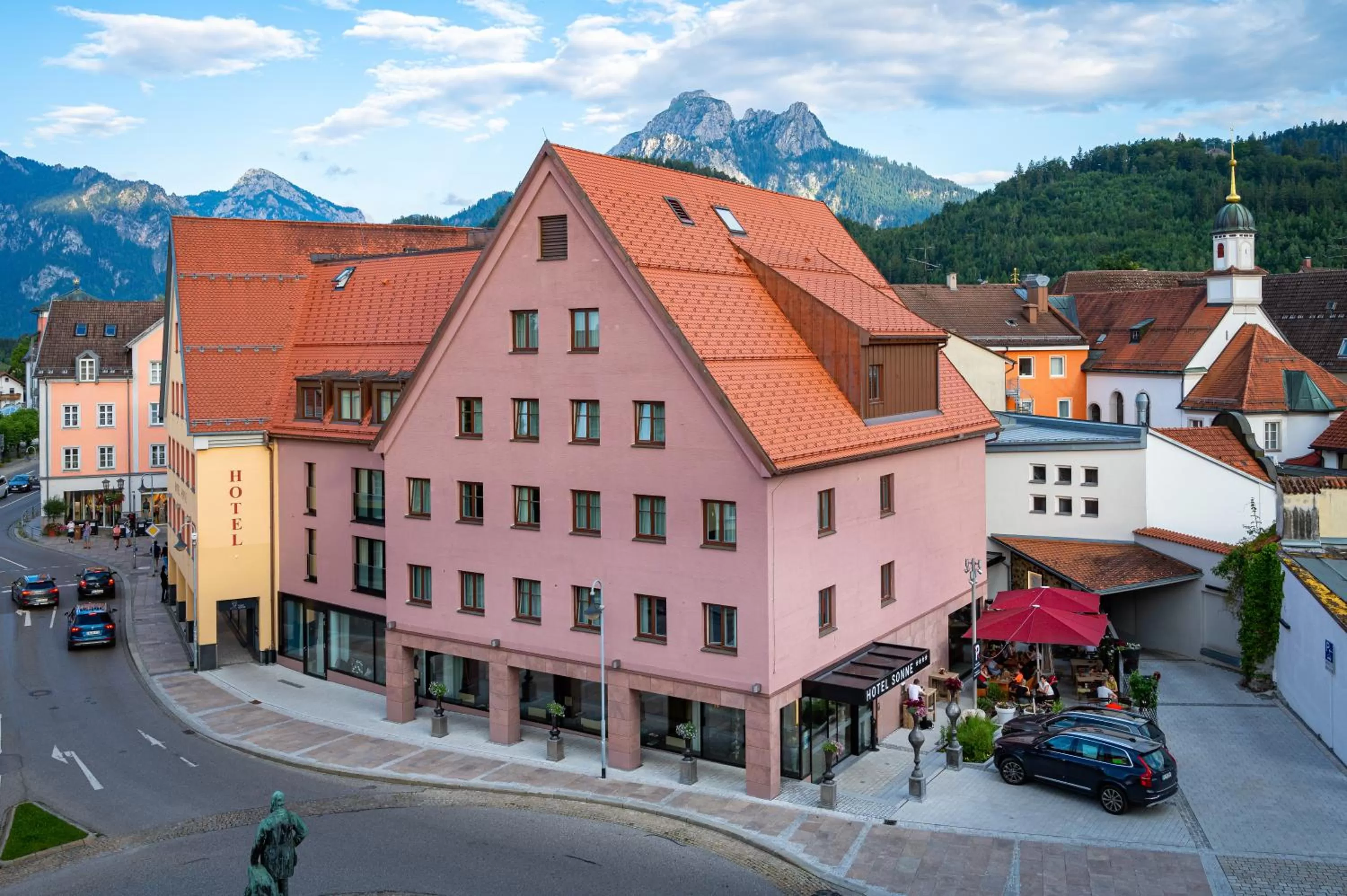 Property building in Hotel Sonne