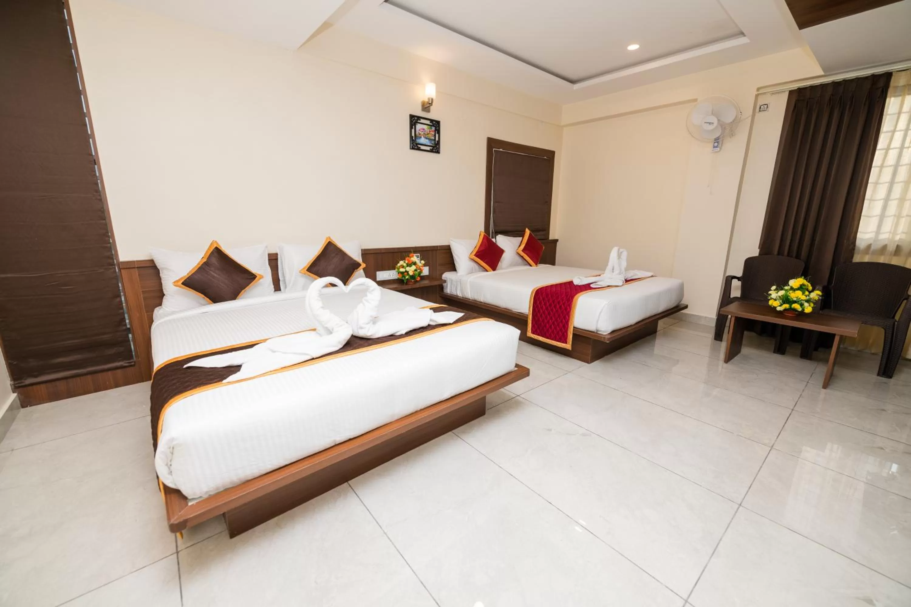 Photo of the whole room, Bed in KK Comforts