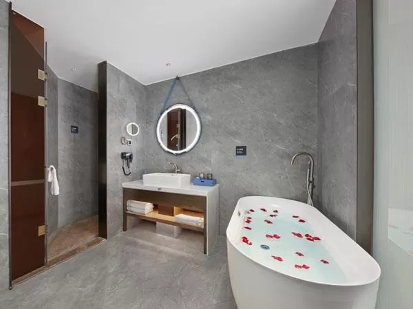 Bathroom in Fengyue Light Shang Hotel Guangzhou Baiyun Airport Store