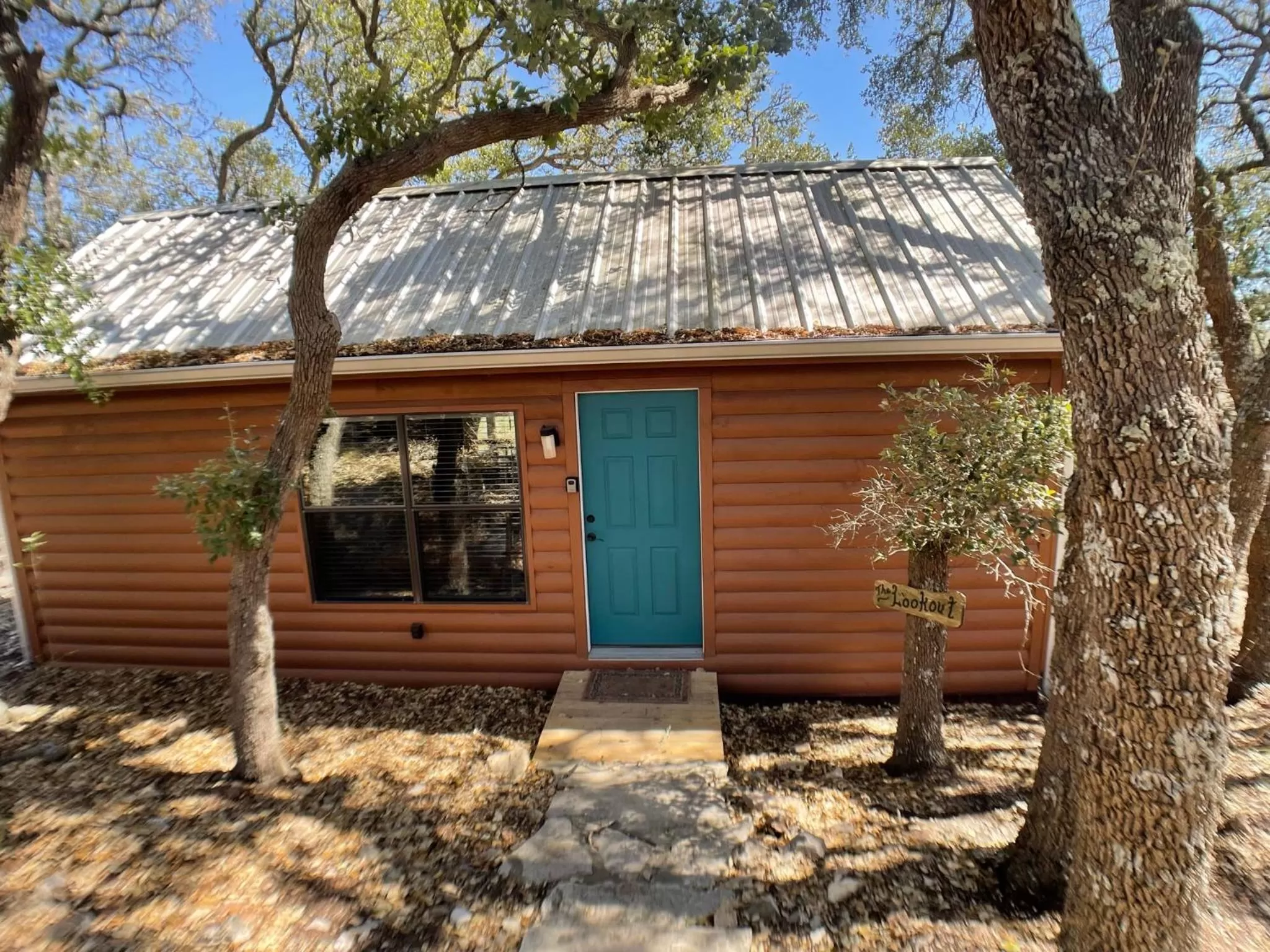 Property building in Walnut Canyon Cabins