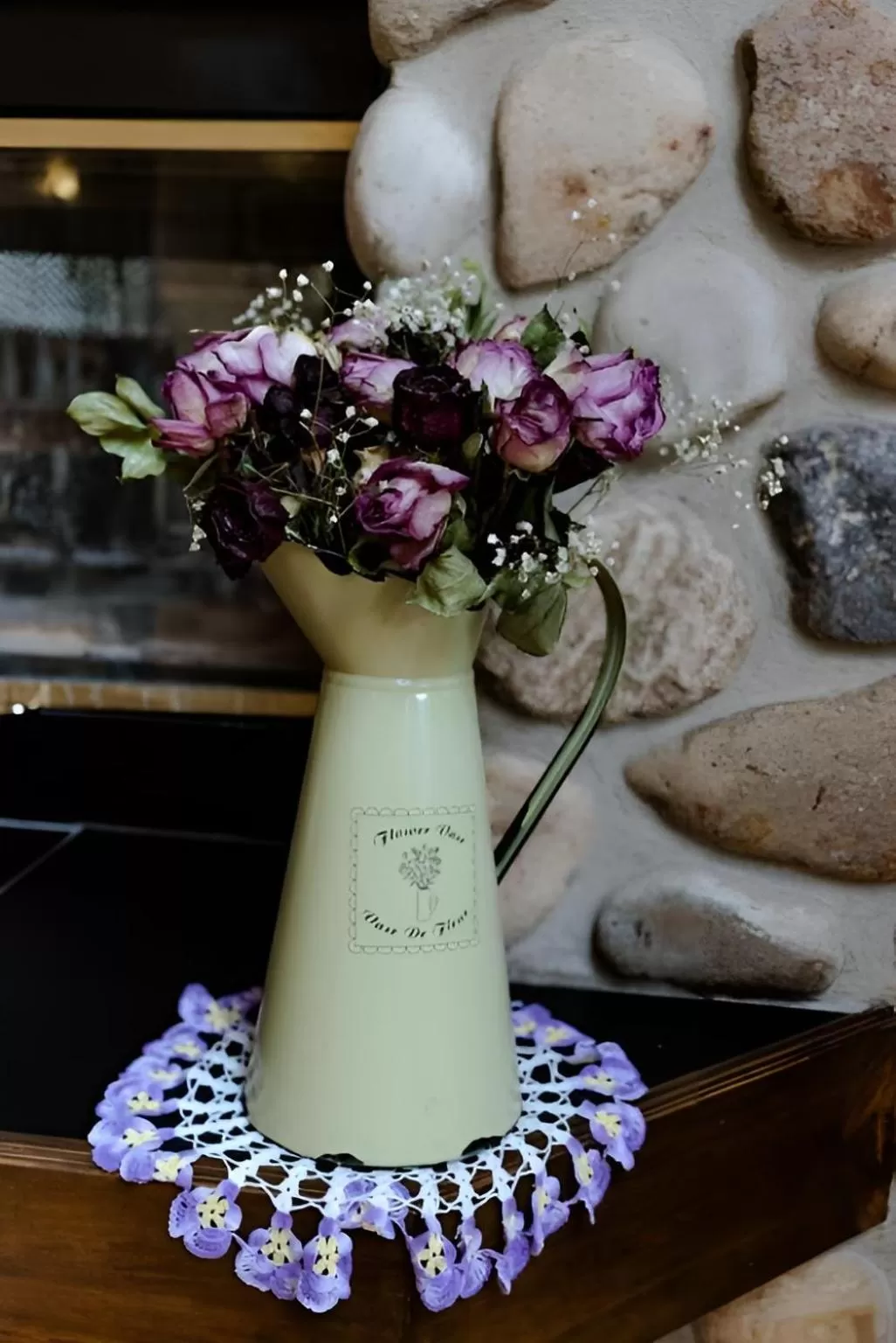 Living room in Lady MacDonald Country Inn