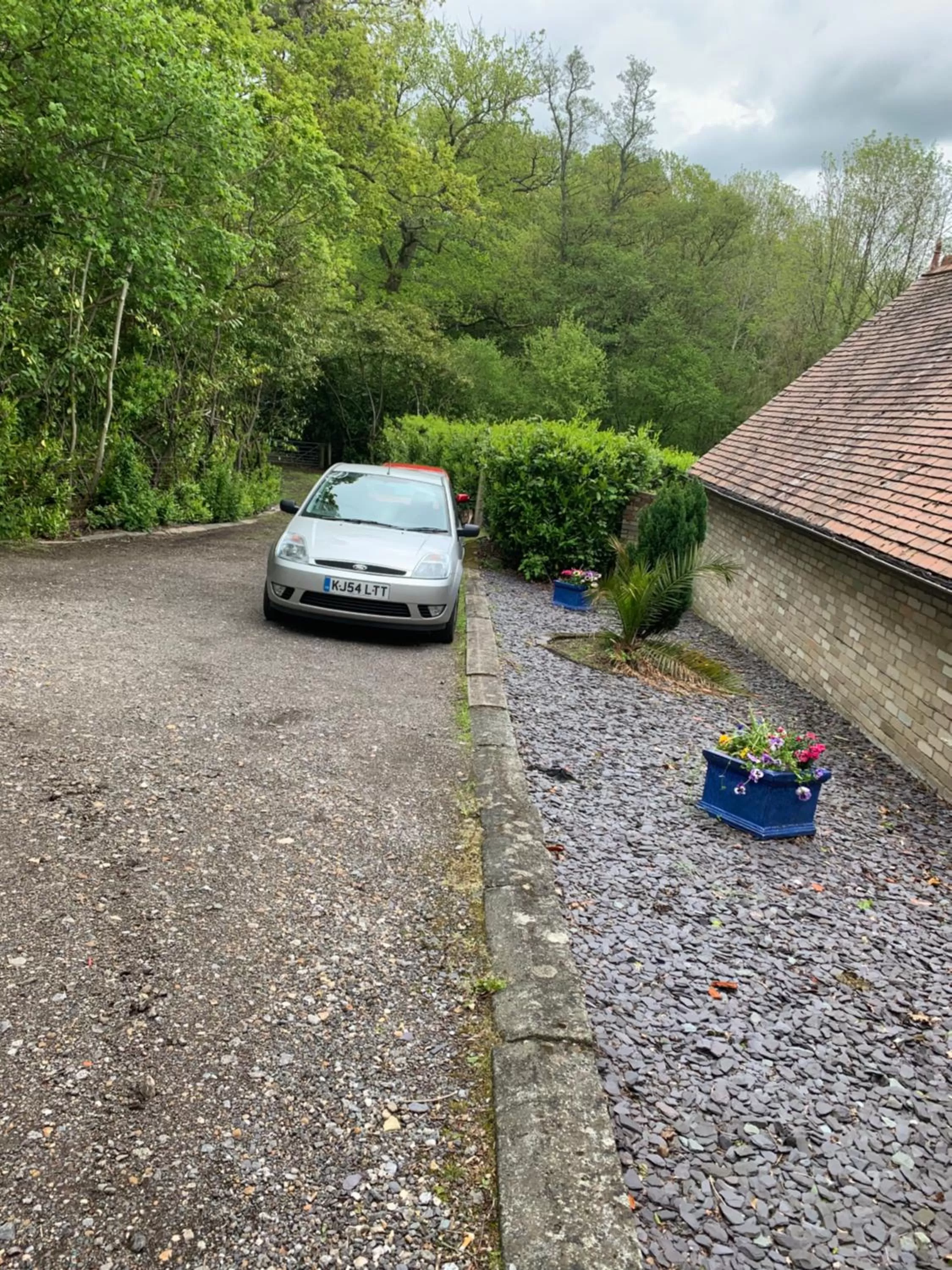 Parking in South Lodge House